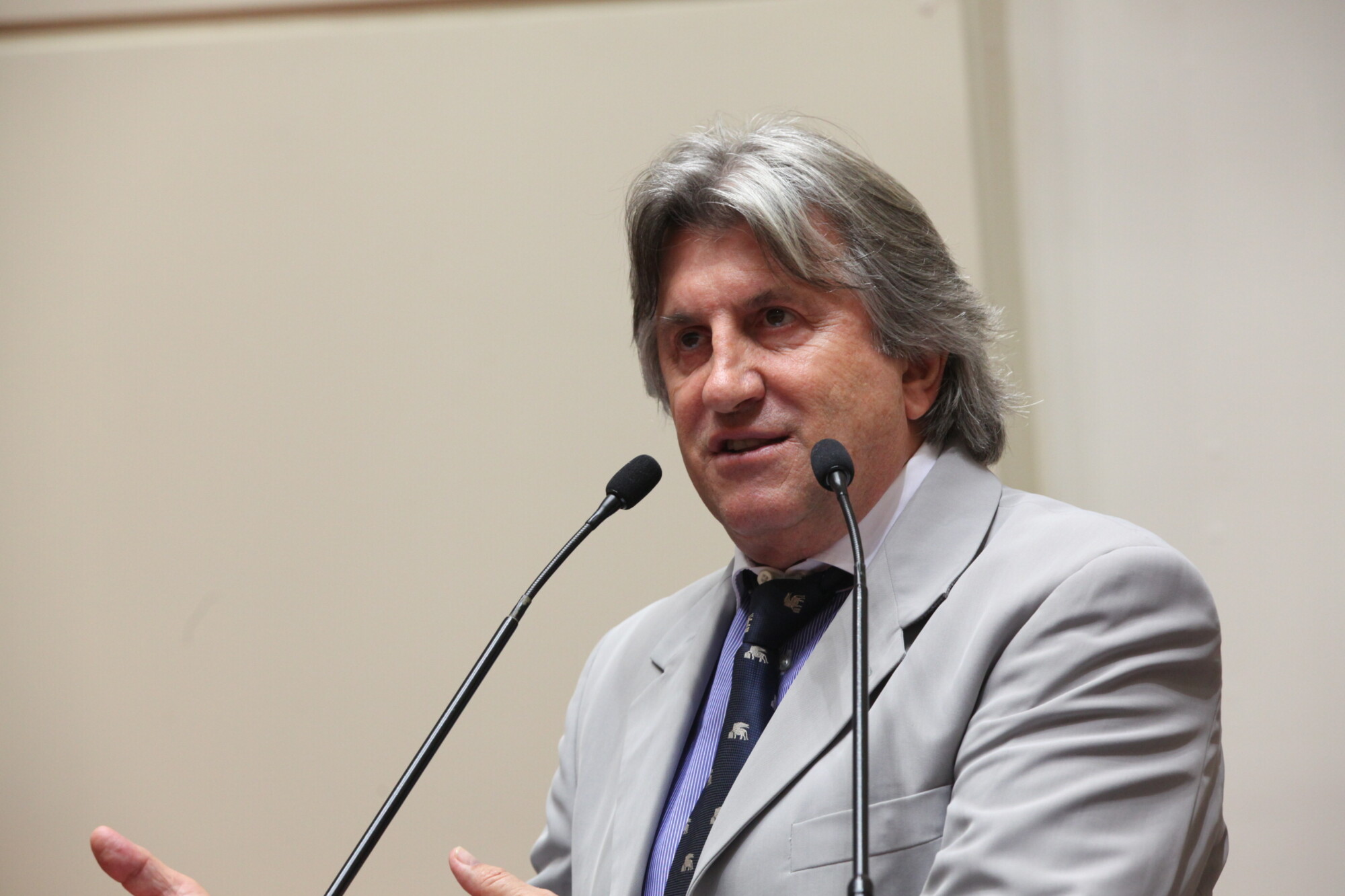 Deputado Leonel Pavan