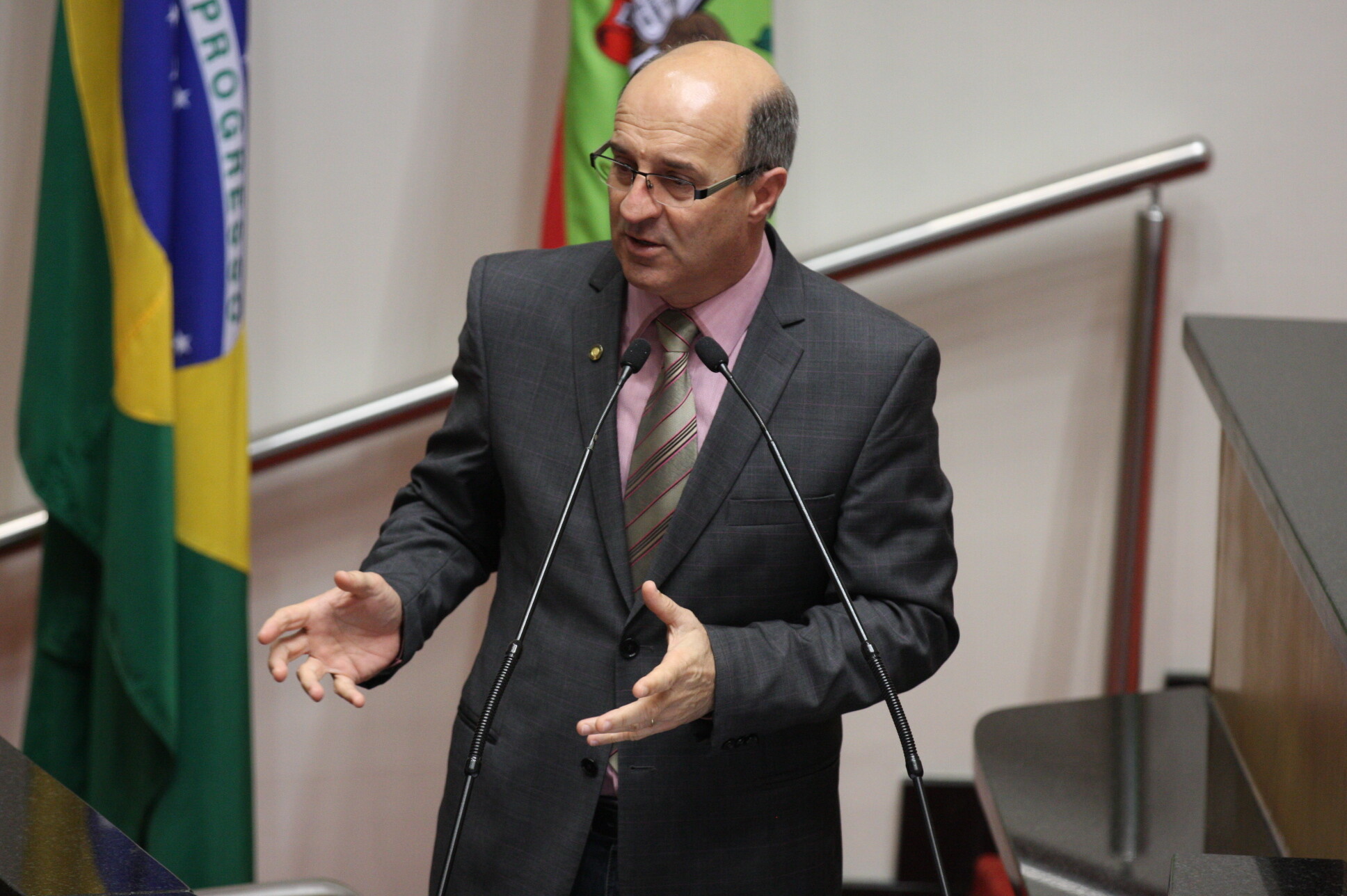 Deputado José Milton Scheffer