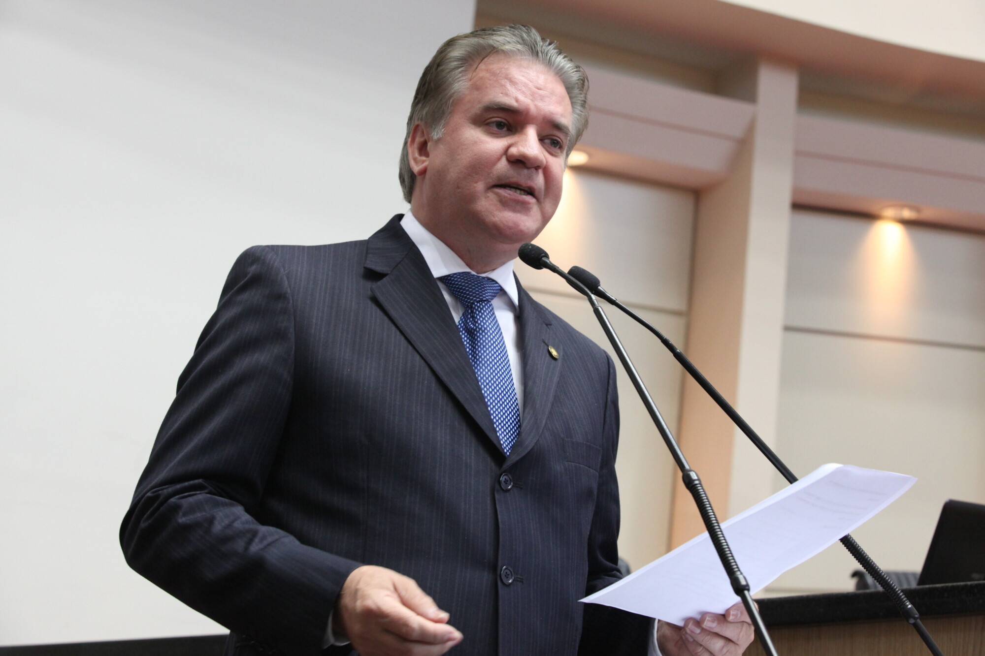 Deputado César Valduga