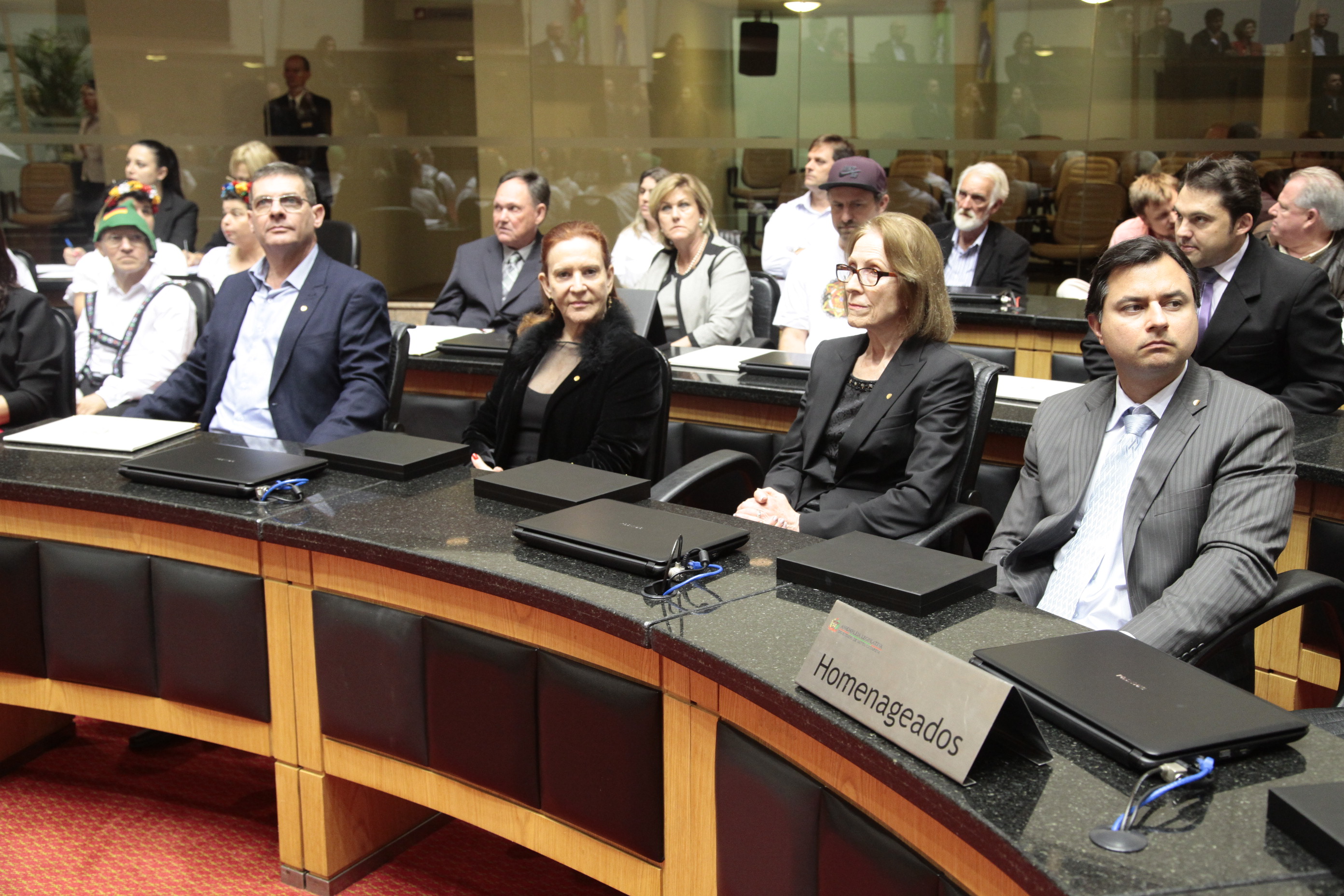 Sessão Especial em comemoração aos 60 anos da APAE de Brusque e 50 anos das APAEs de Joinville, Blumenau e Lages. Foto: Miriam Zomer/Agência AL