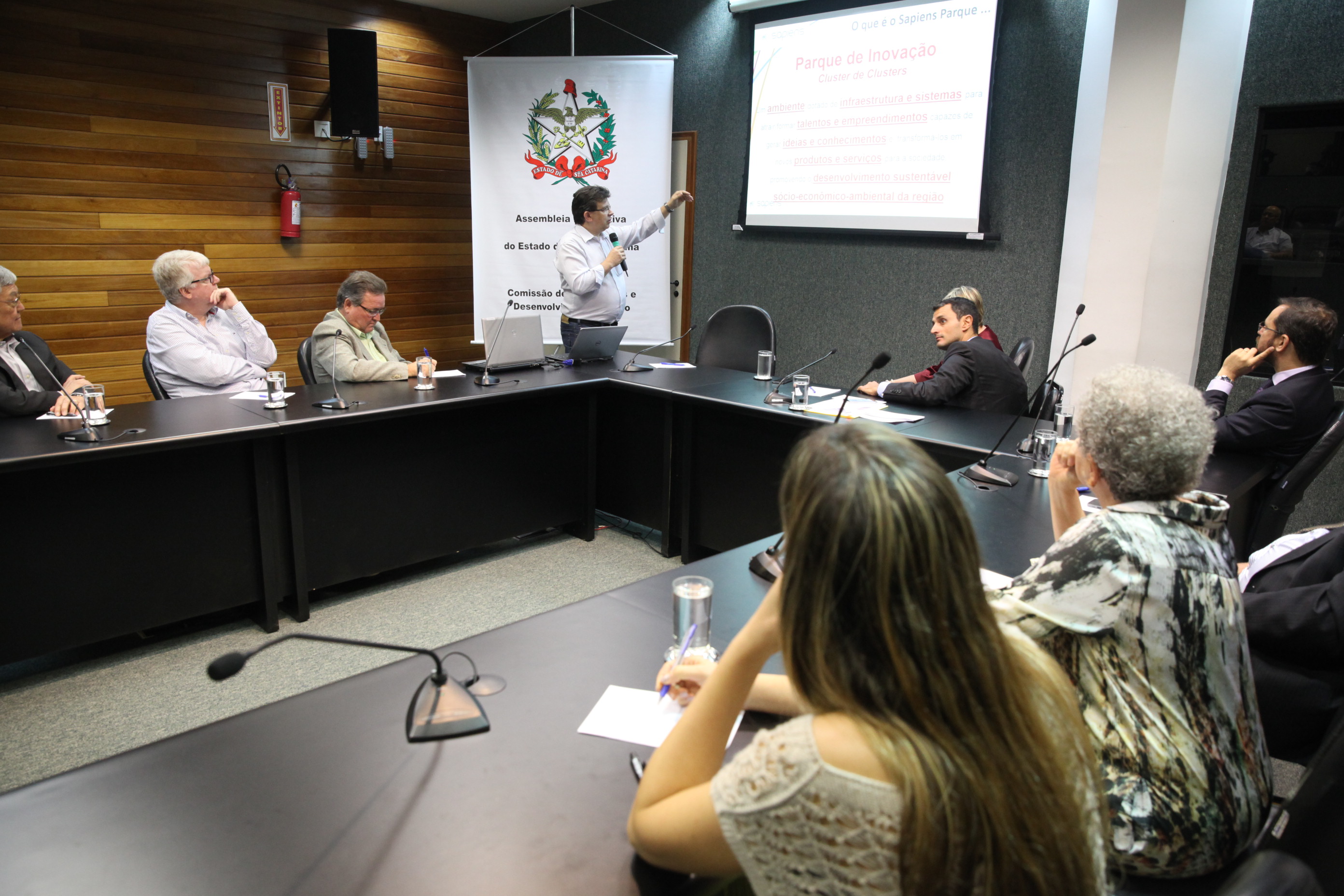 palestra Diretor Sapiens Parque_ foto Eduardo Guedes de Oliveira / Agência AL
