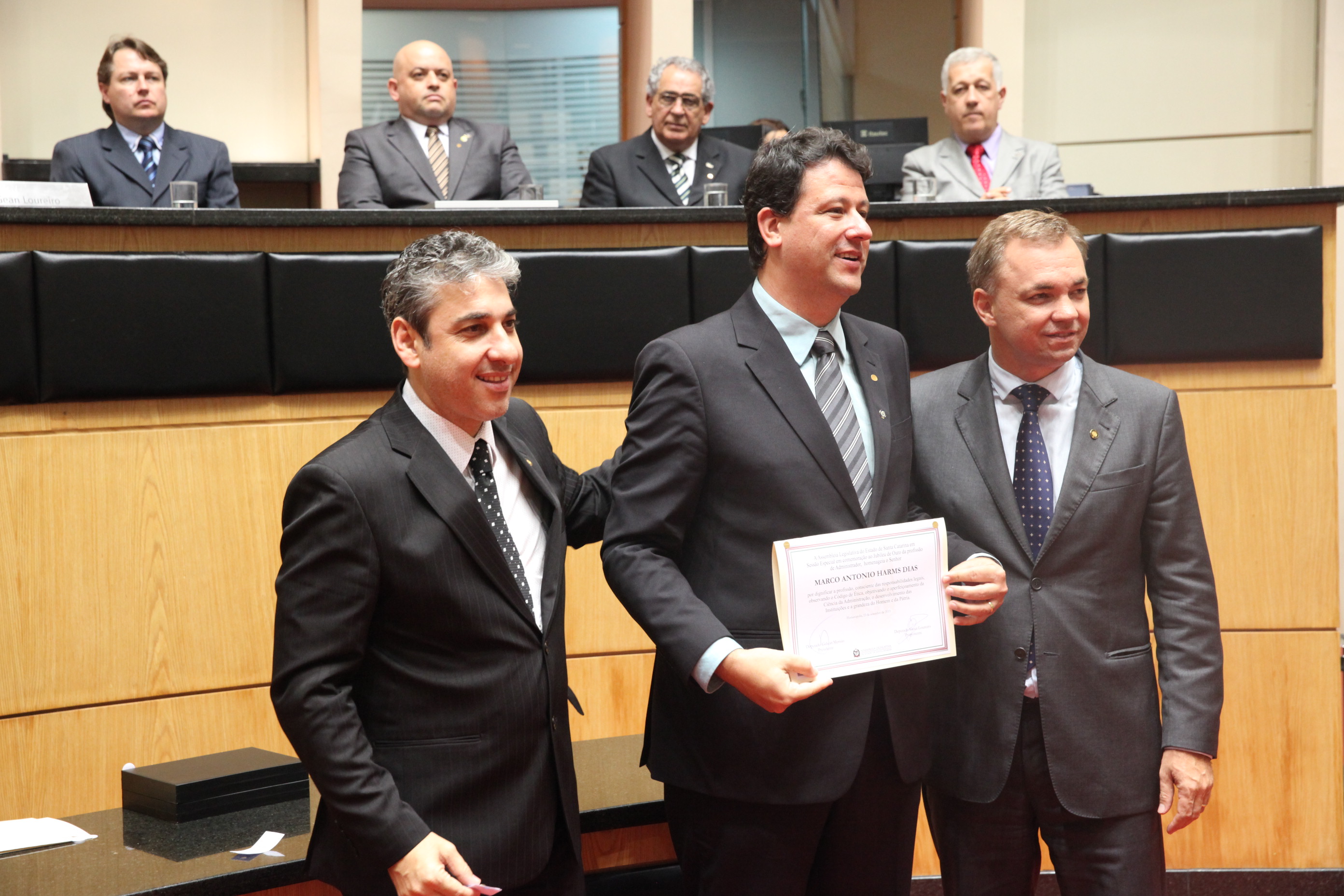 Sessão Especial em homenagem ao Jubileu de Ouro dos Administradores. Foto: Fábio Queiroz / Agência AL