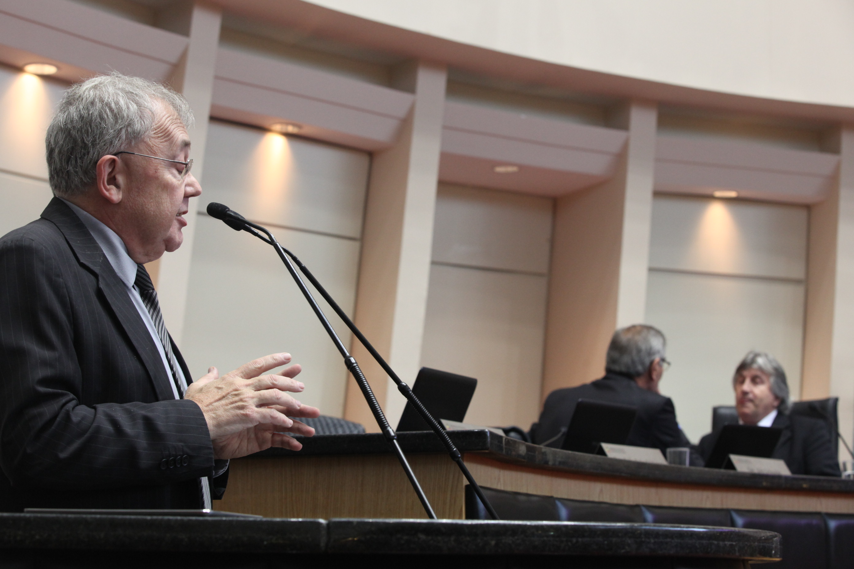 Sessão Ordinária. Deputado Fernando Coruja (PMDB). Foto Eduardo Guedes de Oliveira / Agência AL