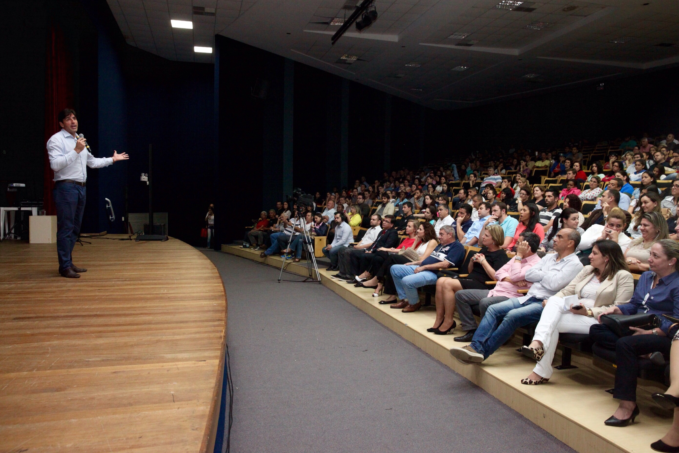 Palestra Giovane Gávio. Foto: Fábio Queiroz / Agência AL