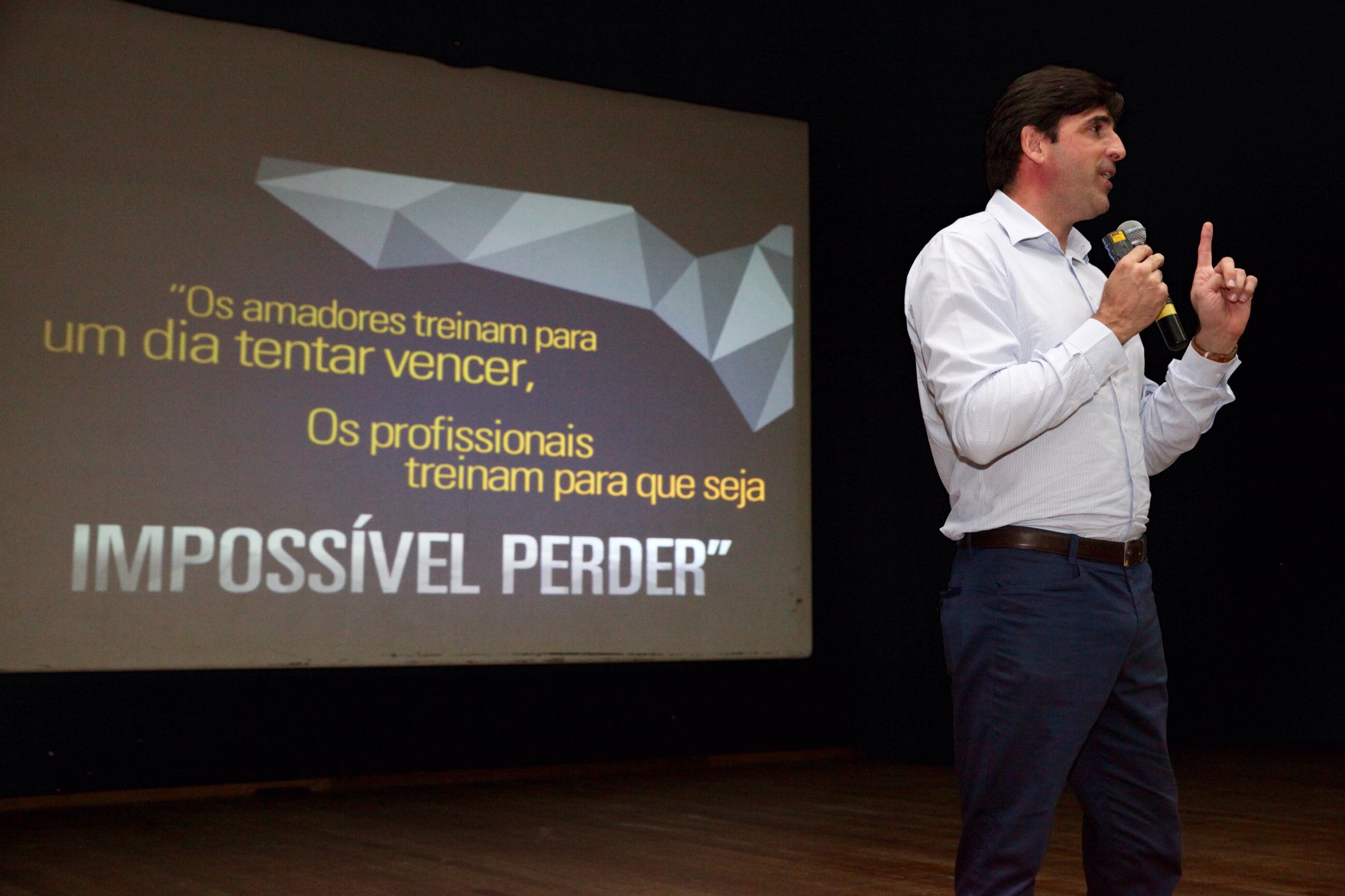 Palestra Giovane Gávio. Foto: Fábio Queiroz / Agência AL