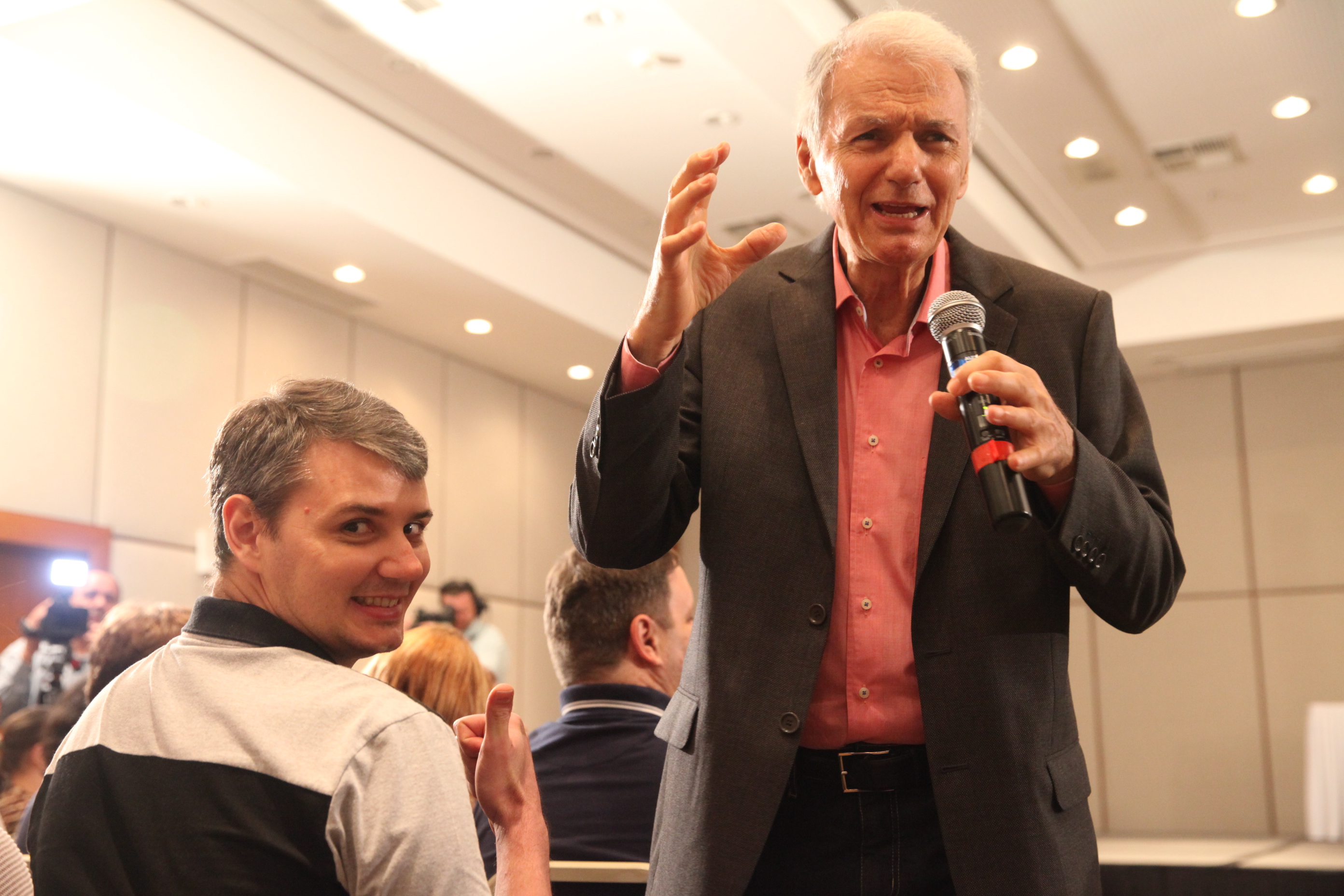 Palestra Nuno Cobra em Joinville. Foto: Fábio Queiroz / Agência AL