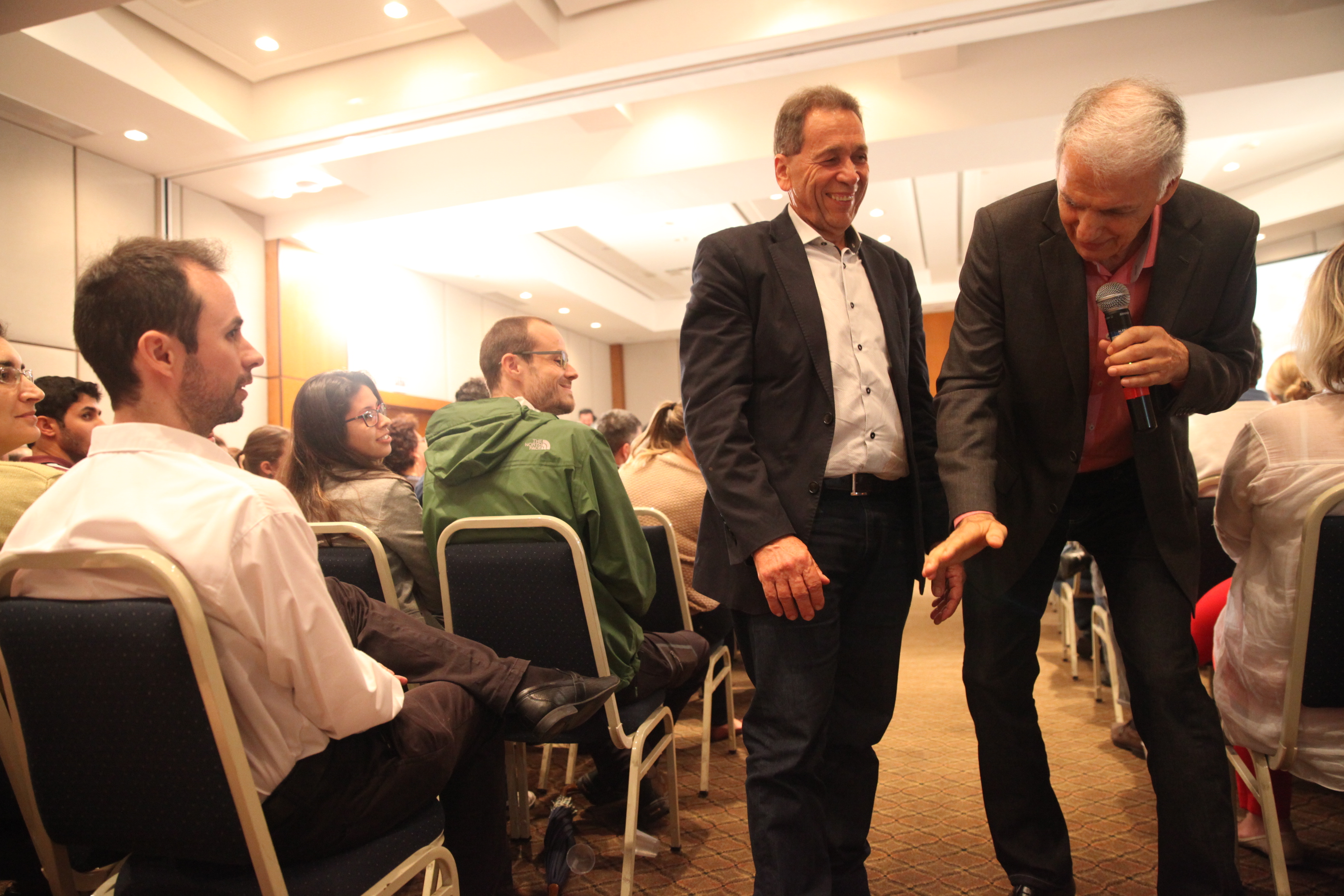 Palestra Nuno Cobra em Joinville. Foto: Fábio Queiroz / Agência AL