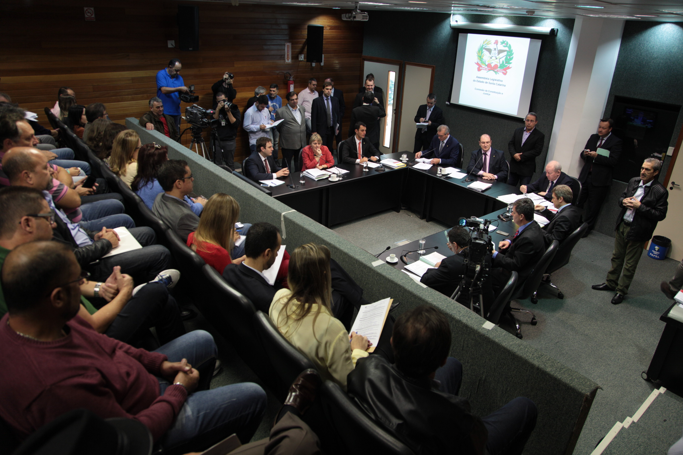 Comissão de Constituição e Justiça