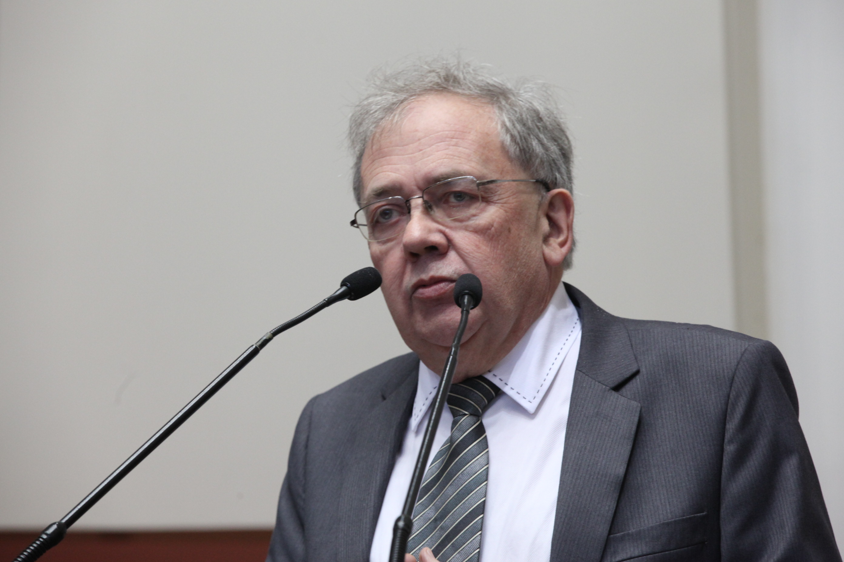 Sessão Plenária_ Dp Fernando Coruja PMDB_ foto Eduardo Guedes de Oliveira / Agência AL
