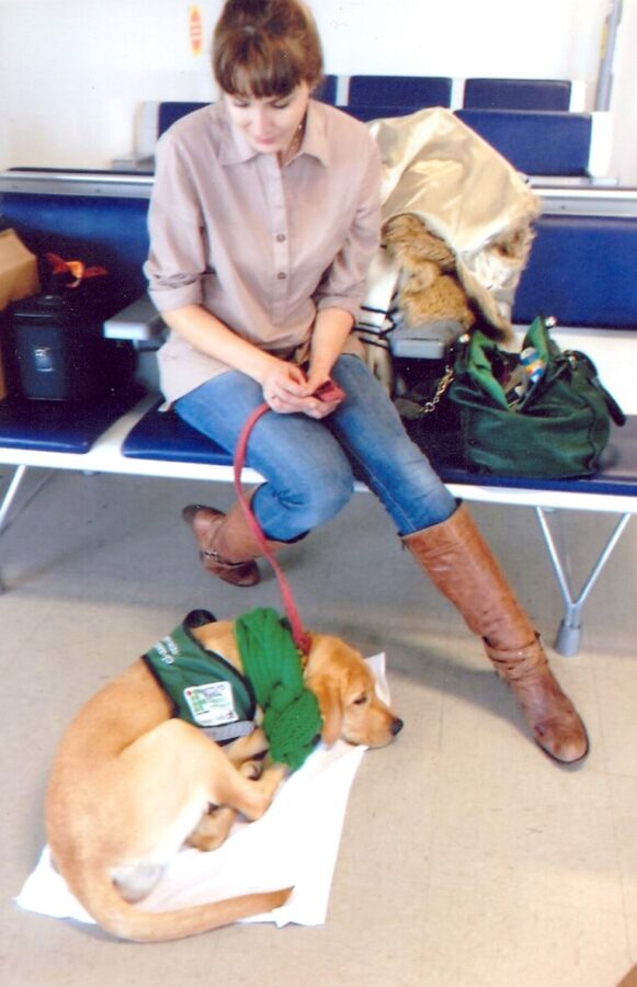 Marta e Gaya no aeroporto. Foto: Acervo Pessoal
