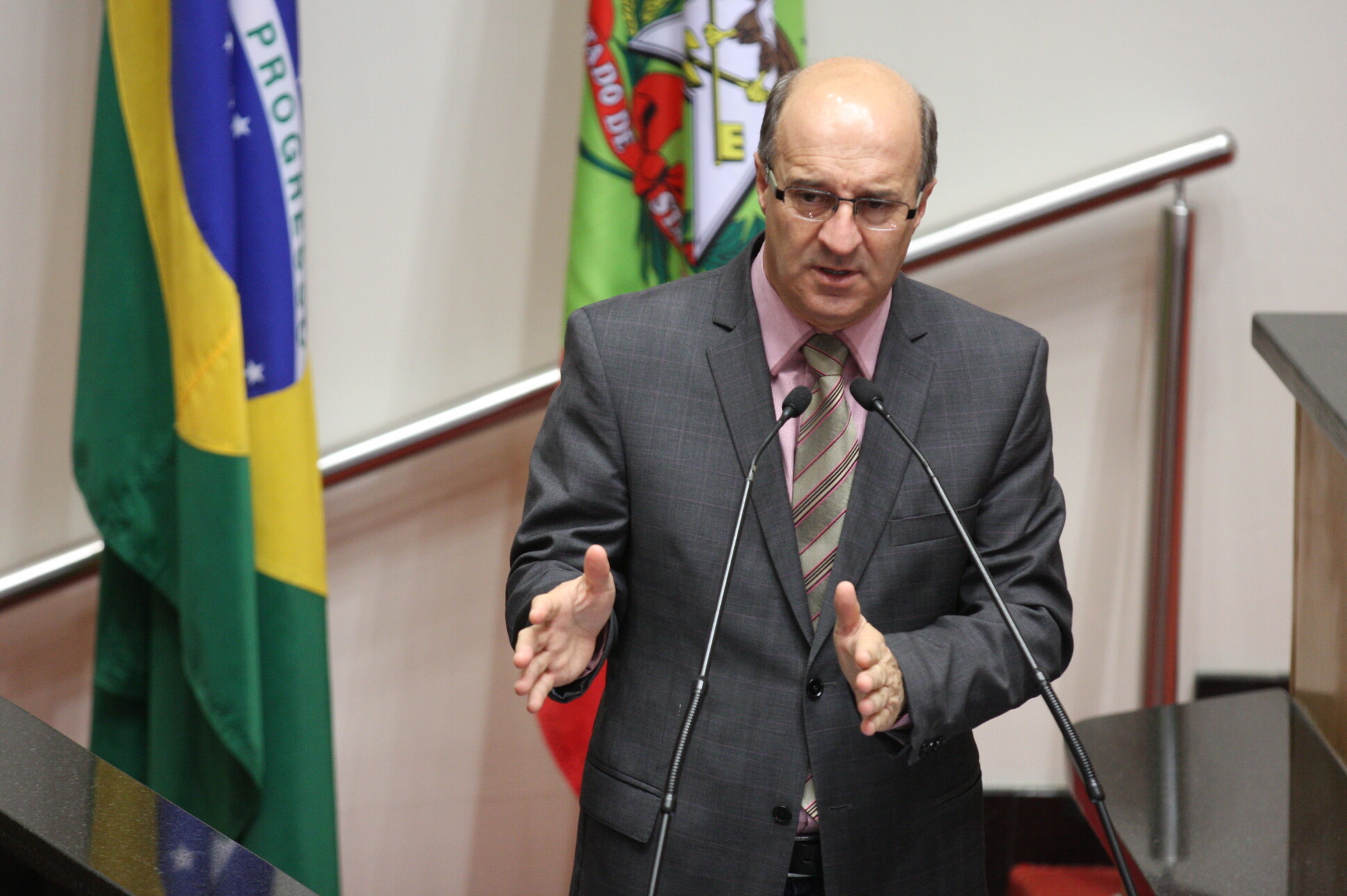 Deputado José Milton Scheffer