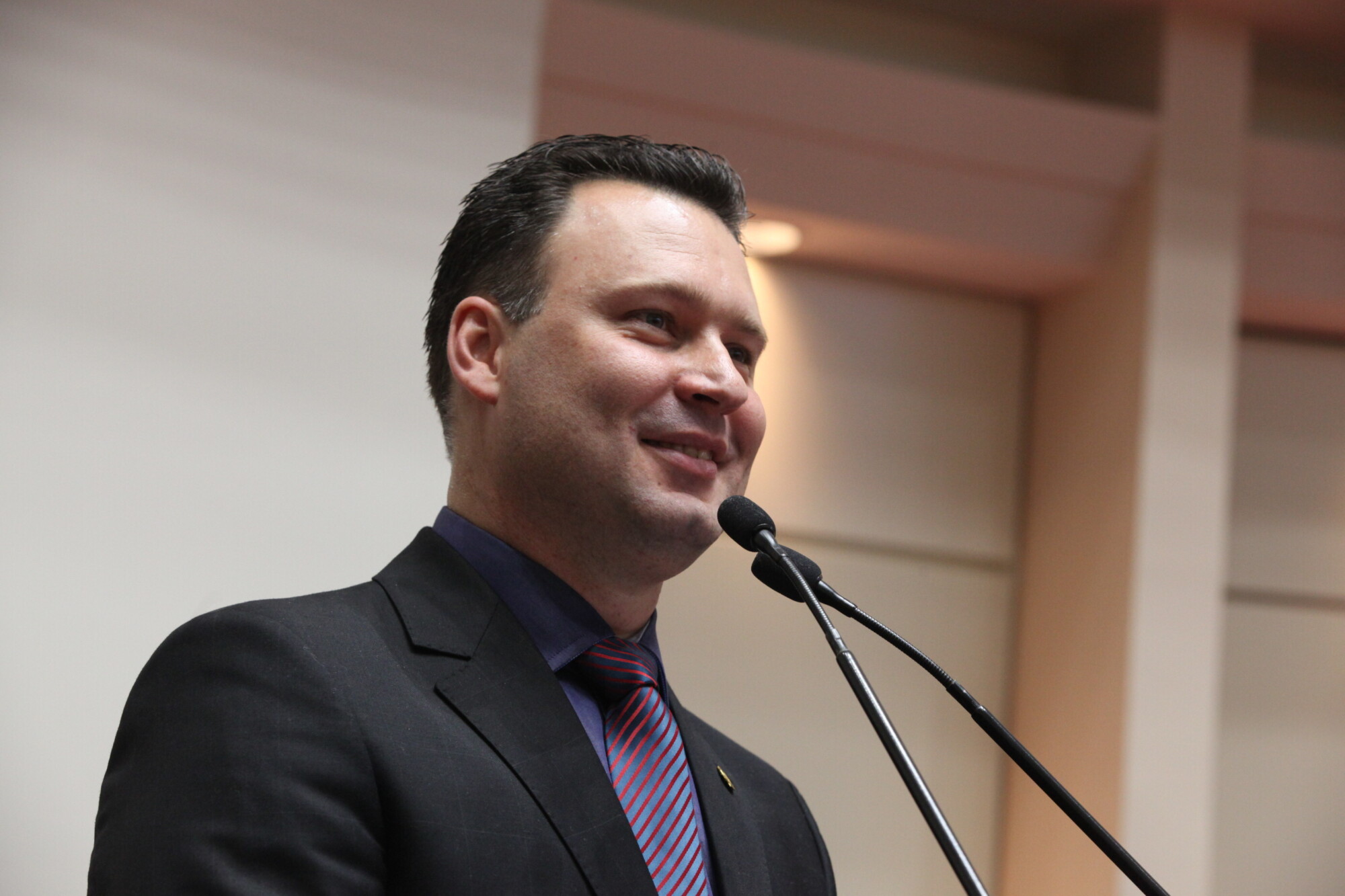 Novo deputado buscará recursos para obra antienchente