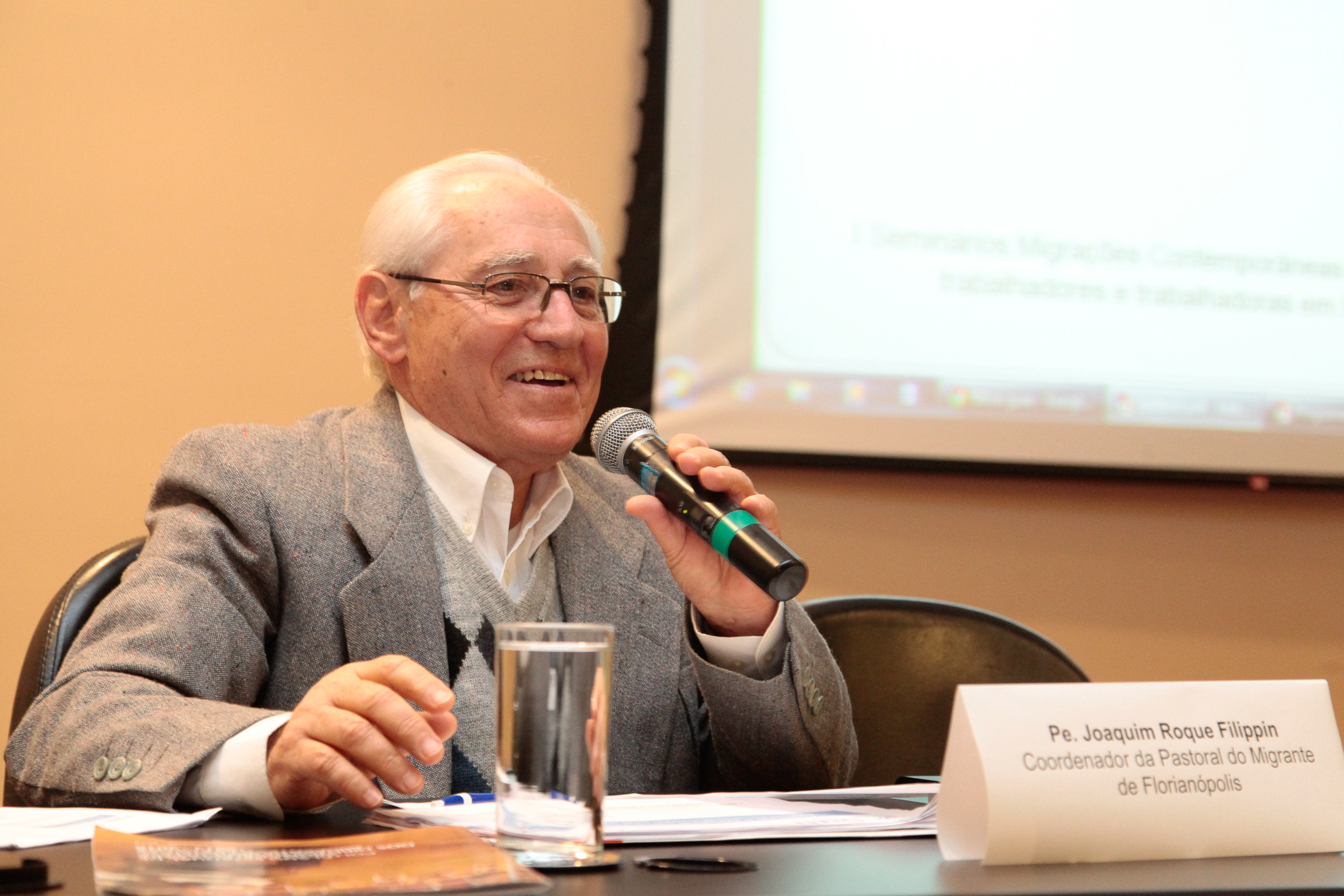 Seminário sobre Migrações contemporâneas em Santa Catarina e Direitos Fundamentais de Trabalhadores.  Padre Joaquim Roque.  Foto: Miriam Zomer/Agência AL