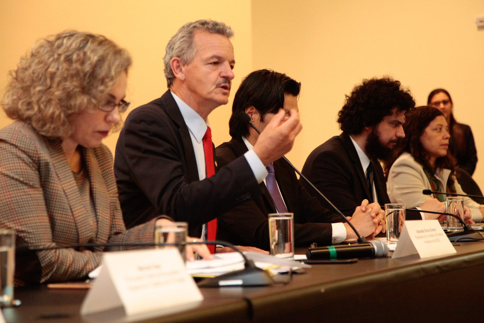 Alesc apoia seminário sobre direitos dos trabalhadores imigrantes em SC