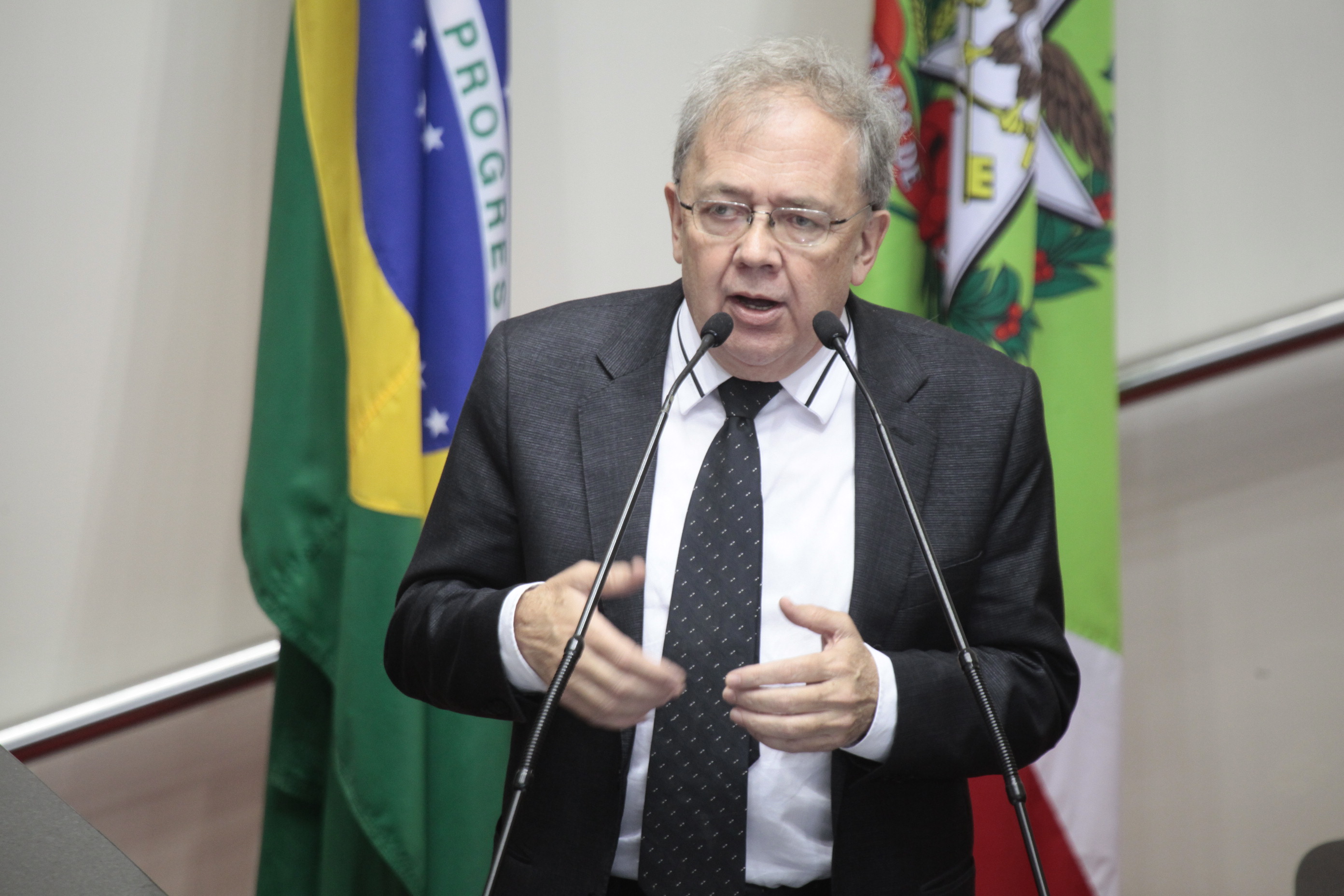 Sessão Ordinária da Assembleia Legislativa do Estado de Santa Catarina. Deputado Fernando Coruja (PMDB)  - Fotos: Miriam Zomer/Agência AL