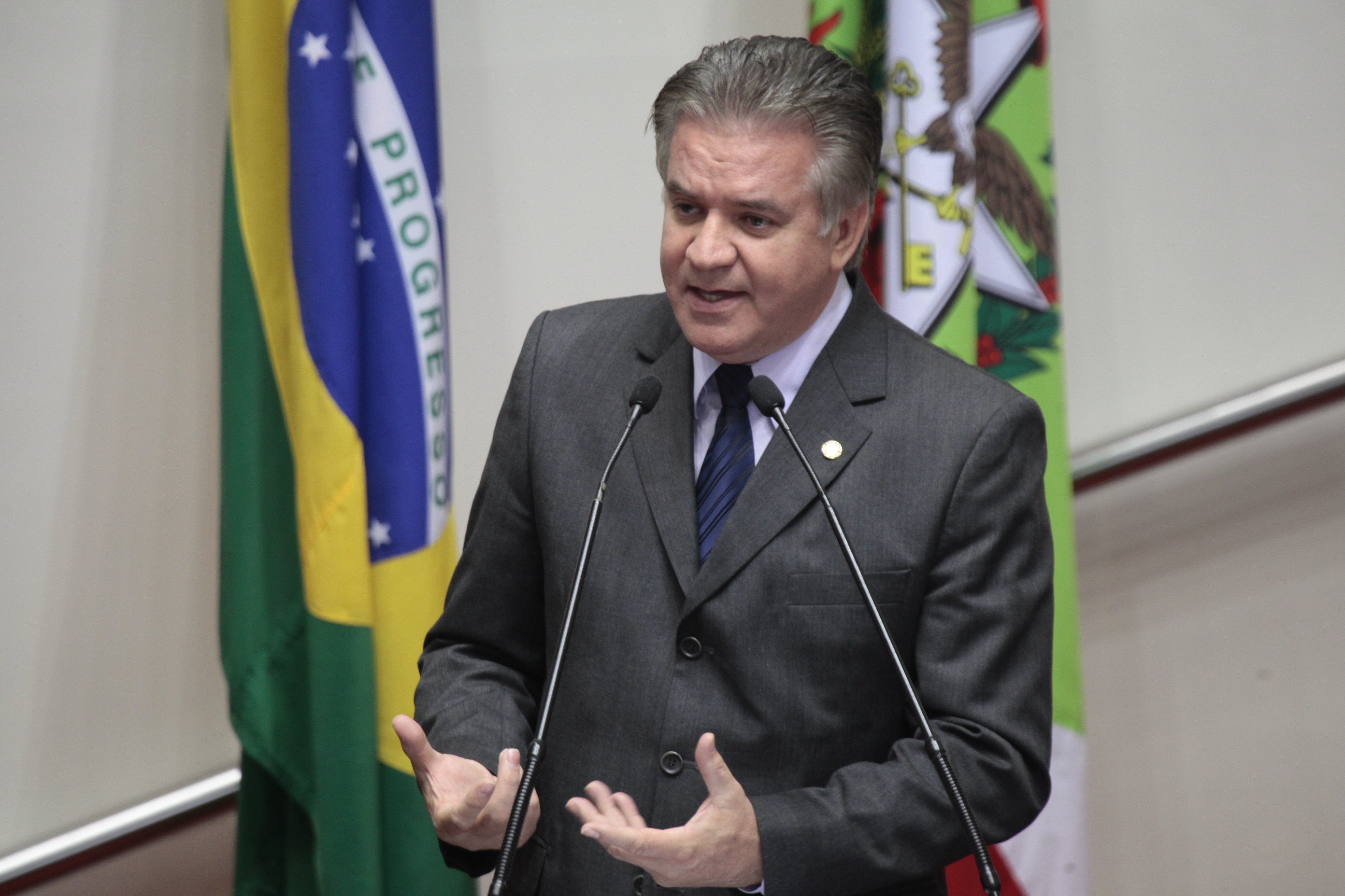 Sessão Ordinária da Assembleia Legislativa do Estado de Santa Catarina. Deputado César Valduga (PCdoB) - Foto: Miriam Zomer/Agência AL