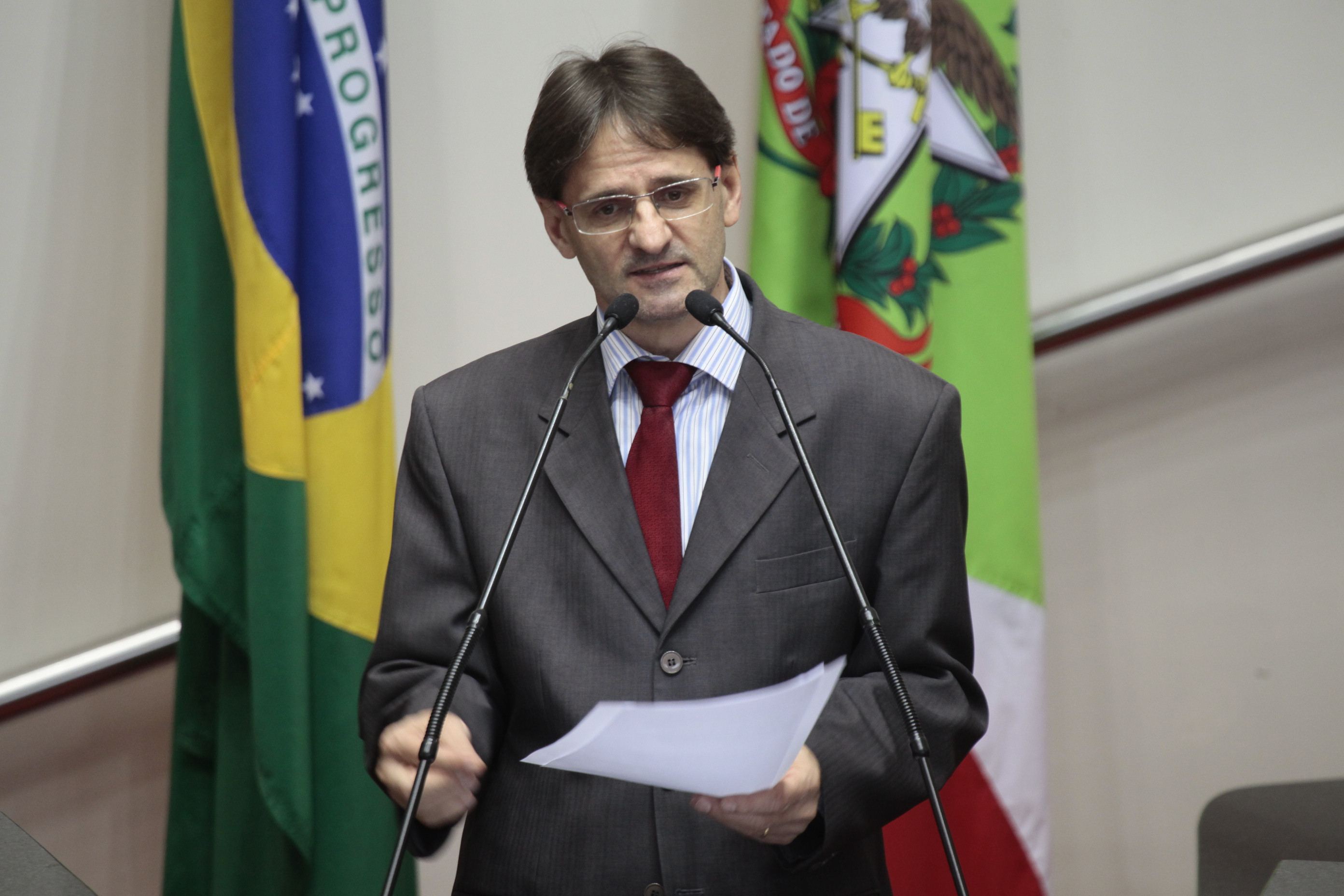 Sessão Ordinária da Assembleia Legislativa do Estado de Santa Catarina. Deputado Neodi Saretta (PT) - Foto: Miriam Zomer/Agência AL