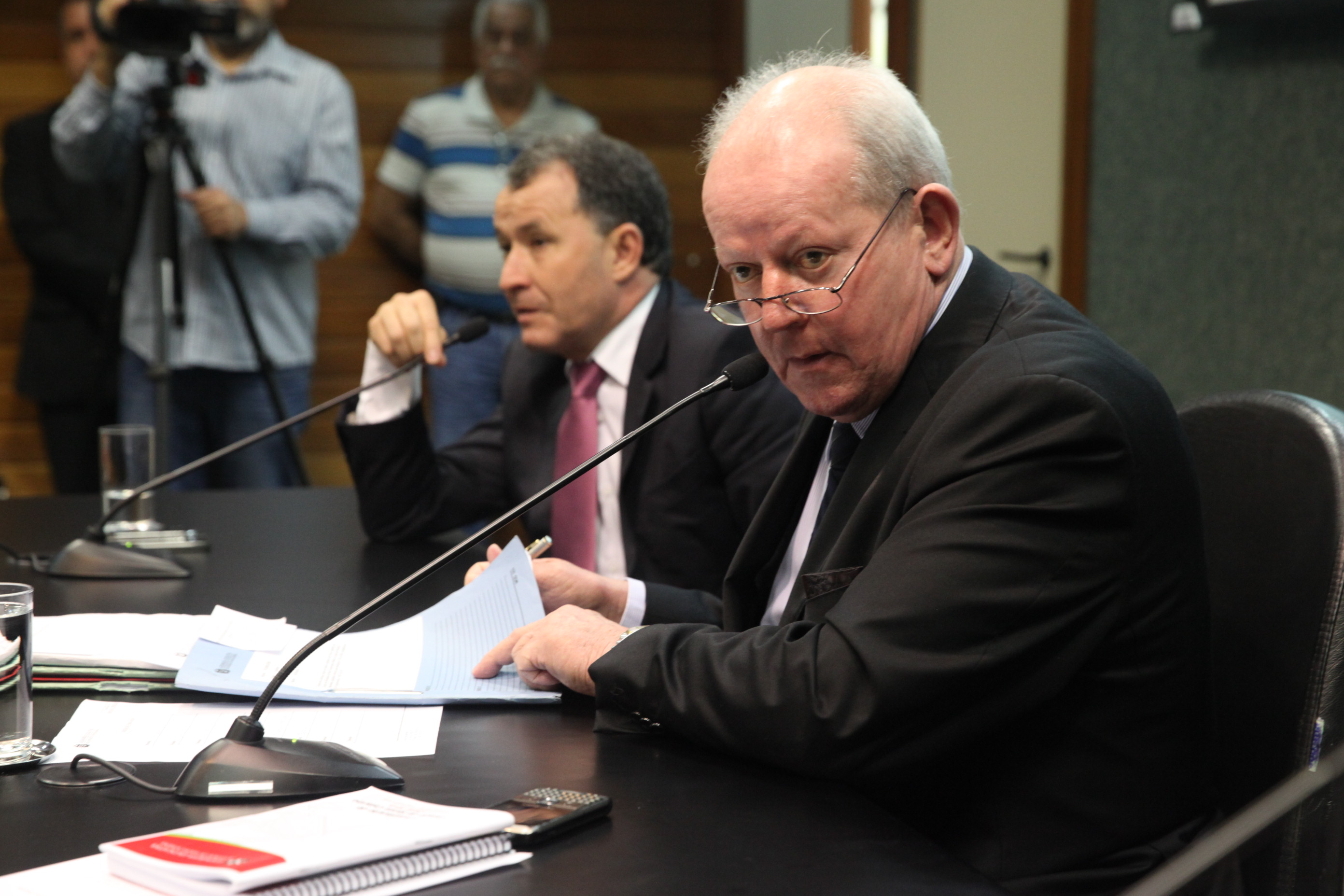 Reunião da Comissão de Finanças e Tributação. Deputado Marcos Vieira (PSDB). Foto: Fábio Queiroz / Agência AL