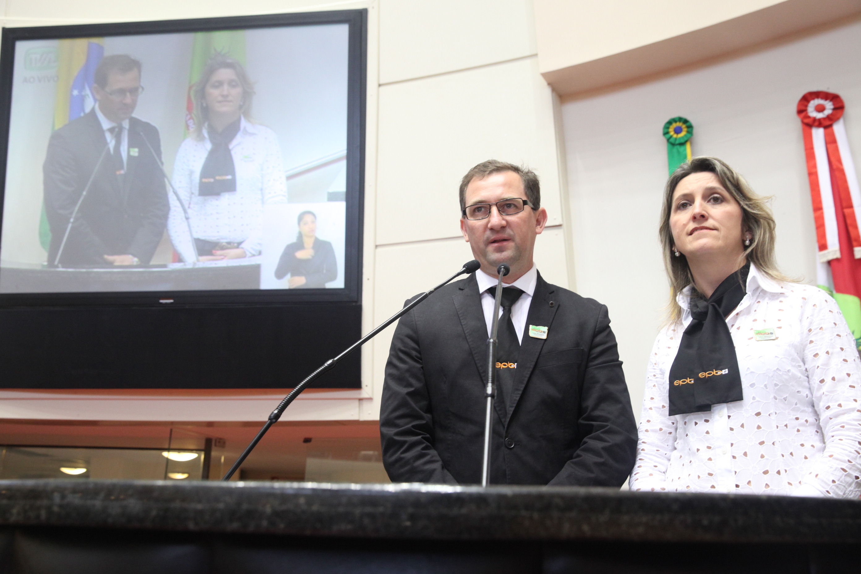 Casal Presidente da Escola de Pais do Brasil - Seccional Chapecó - Mauro Neuls e Elizane Hermann. Sessão Ordinária. Foto: Fábio Queiroz / Agência AL