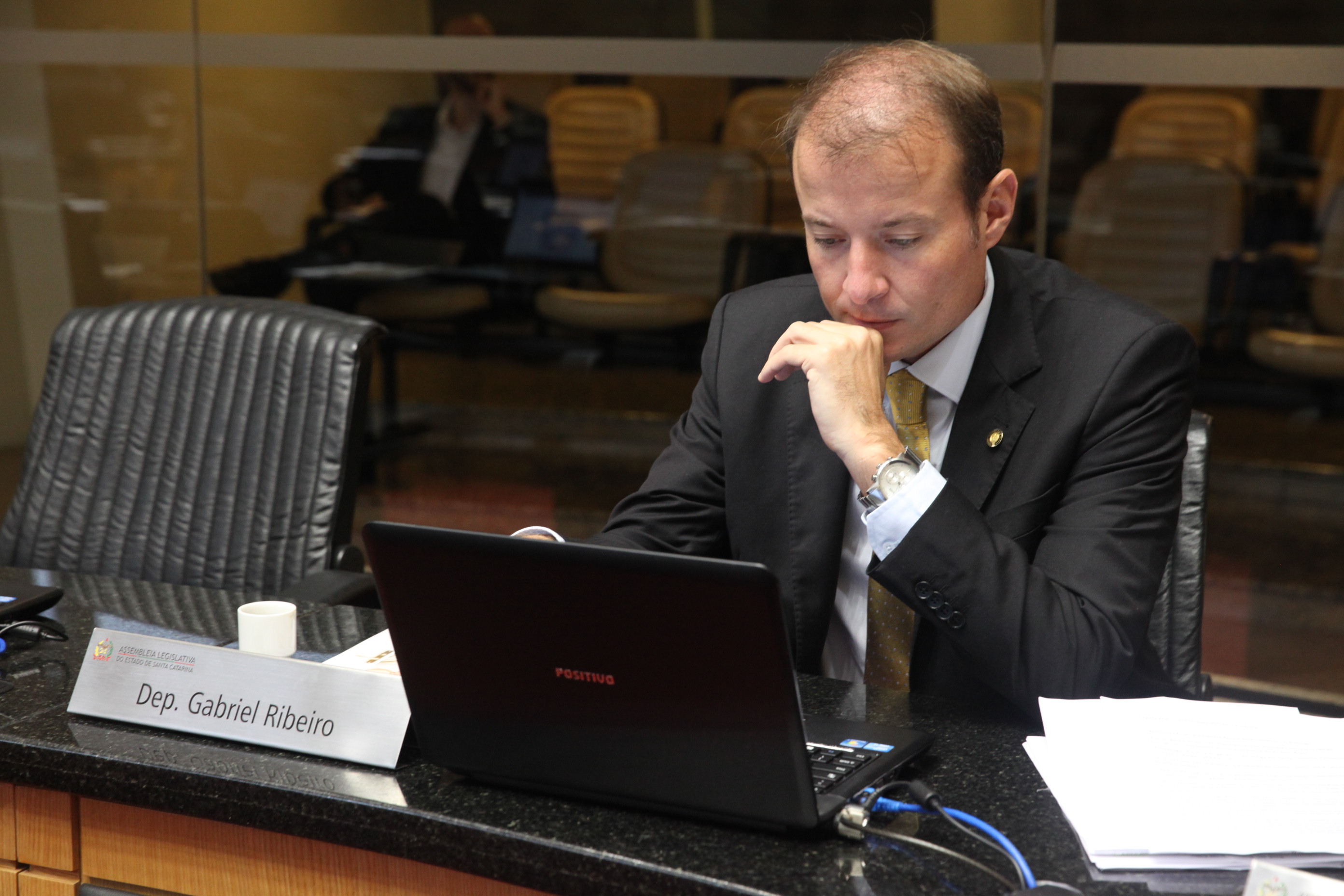 Deputado Gabriel Ribeiro (PSD). Sessão Ordinária. Foto: Fábio Queiroz / Agência AL