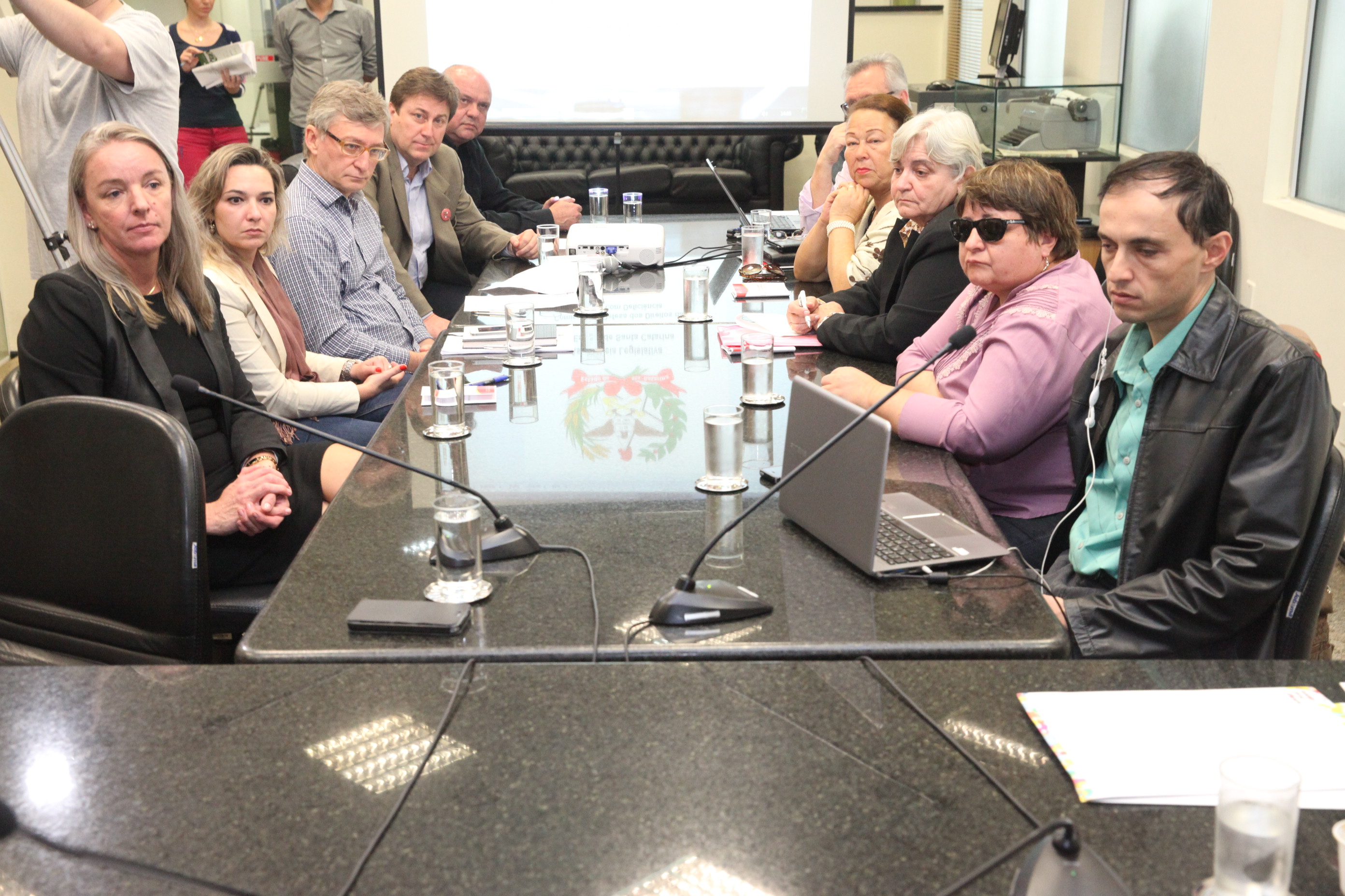 Reunião da Comissão de Defesa dos Direitos da Pessoa com Deficiência. Foto: Fábio Queiroz/Agência AL