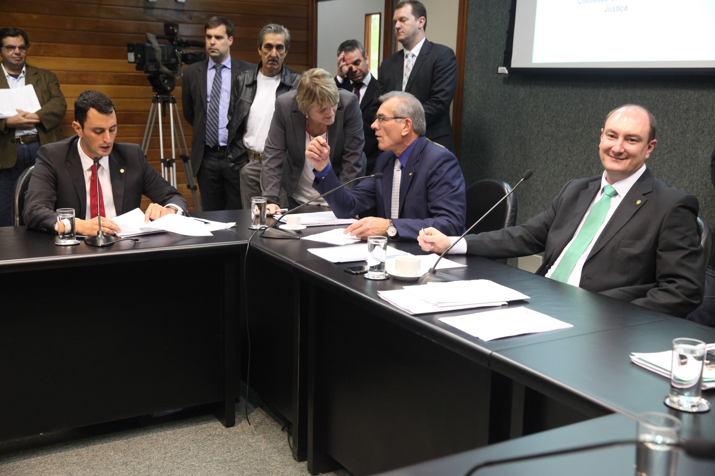 Reunião da Comissão de Constituição e Justiça. Foto: Fábio Queiroz / Agência AL