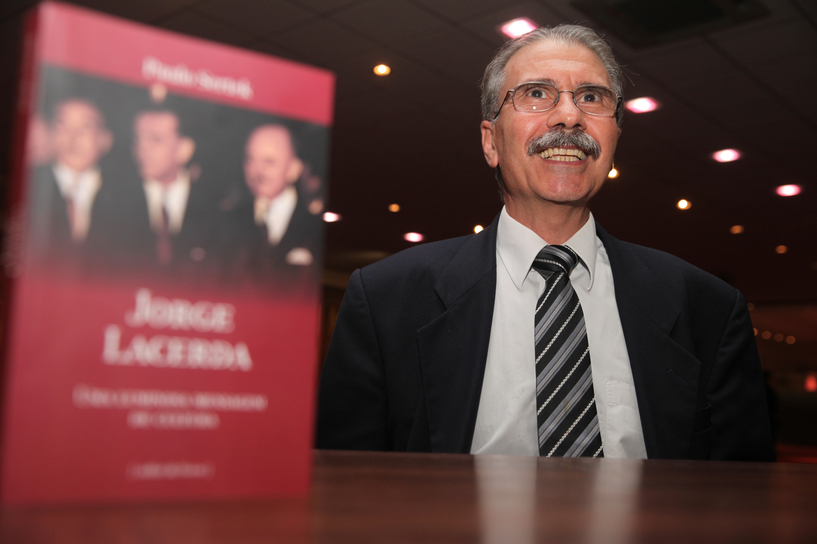 Lançamento Literário. Jorge Lacerda - Uma Luminosa Mensagem de Cultura. Autor: Paulo Sertek. Foto: Fábio Queiroz / Agência AL