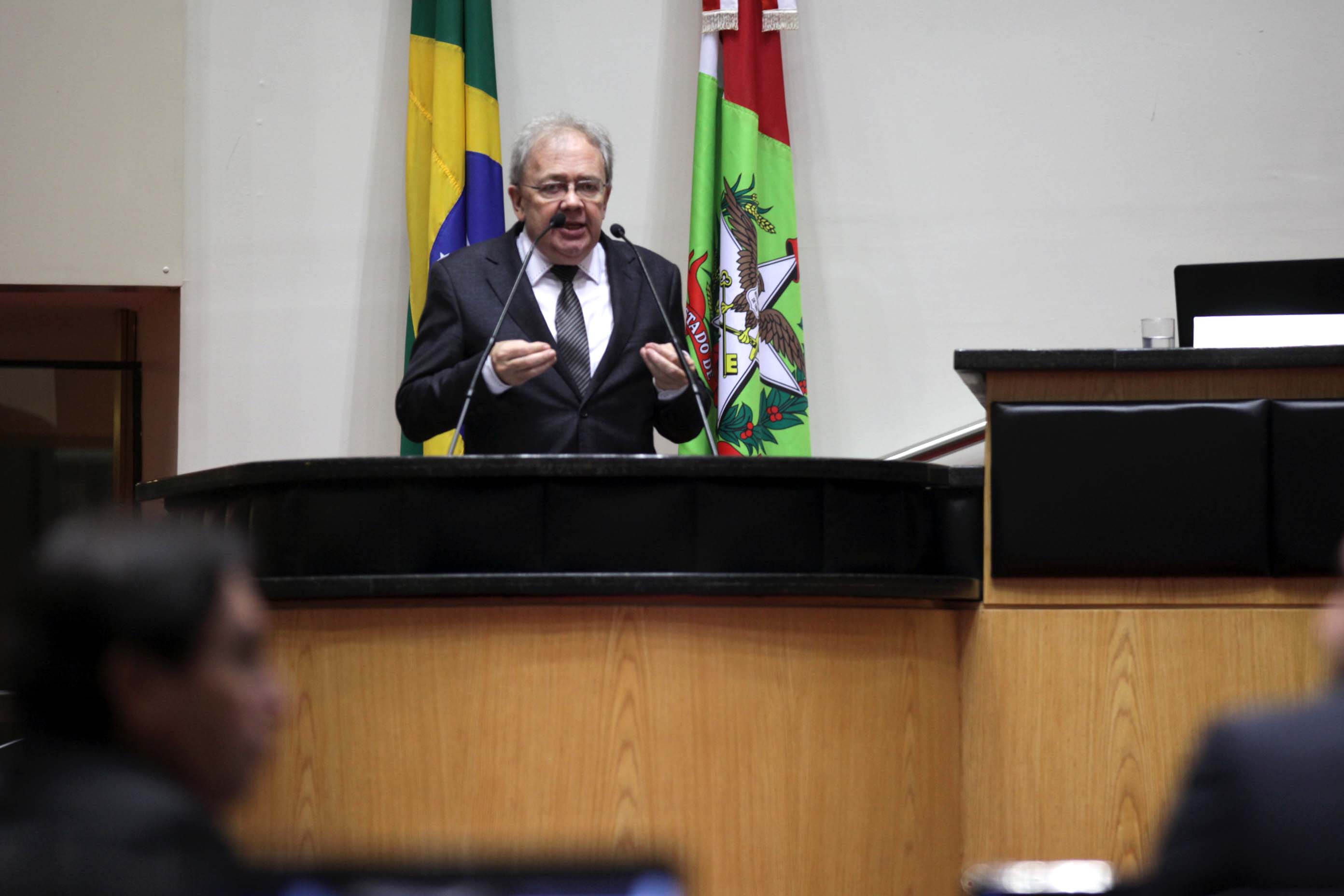 Sessão Ordinária. Deputado Fernando Coruja (PMDB) - Foto: Solon Soares/Agência AL