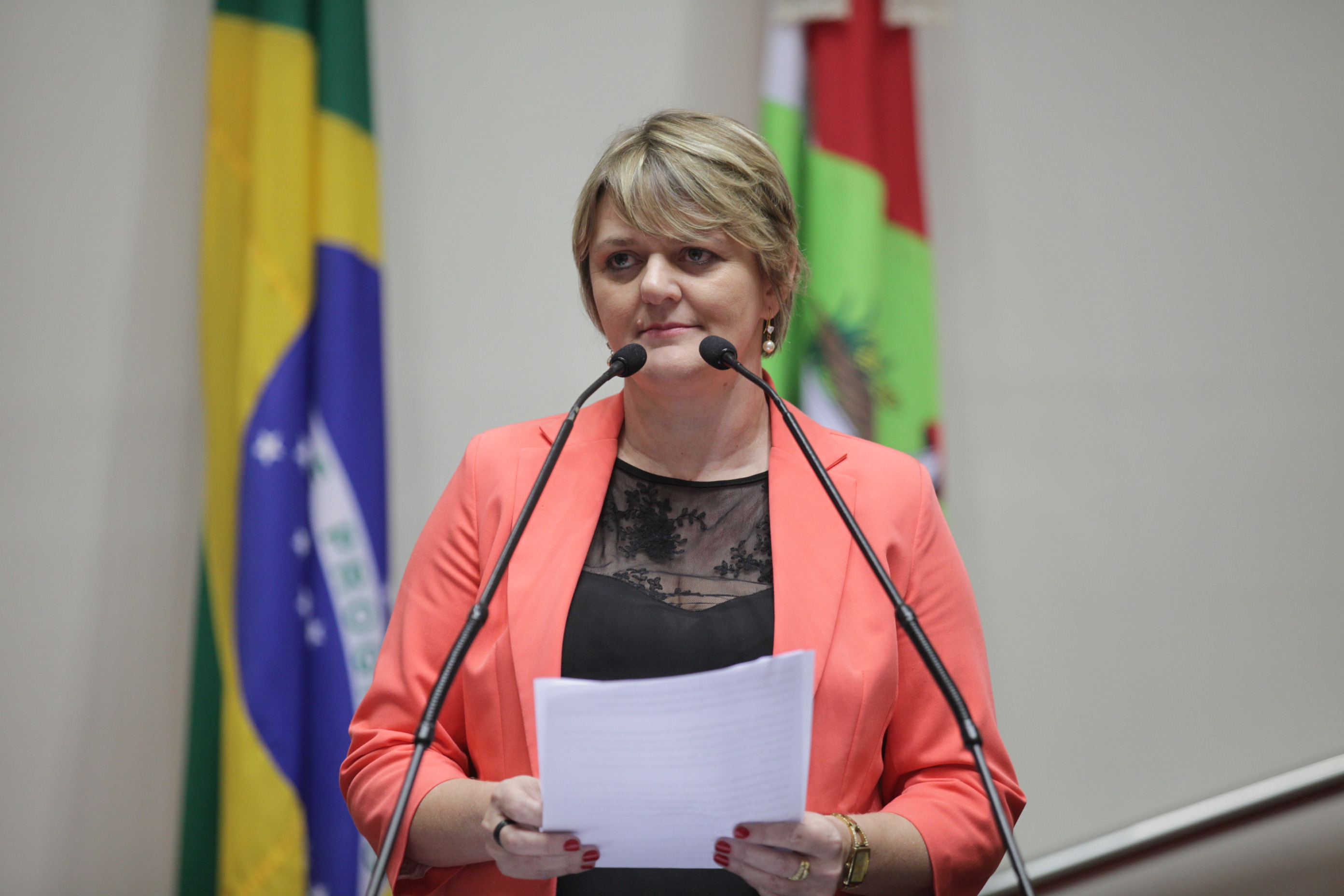 Sessão Ordinária. Deputada Luciane Carminatti (PT) -  Foto: Solon Soares/Agência AL