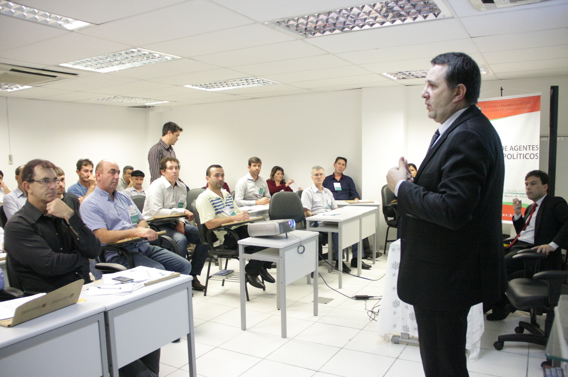 FOTO: Divulgação Escola do Legislativo