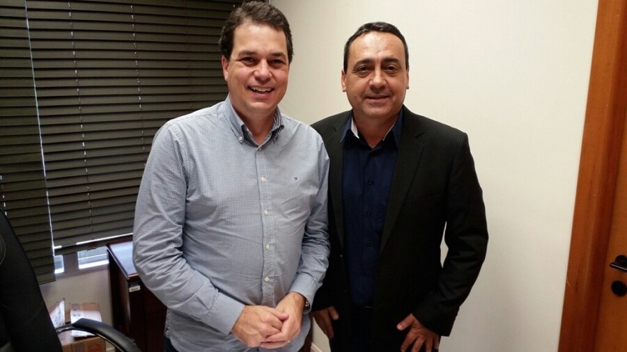 Deputado Rodrigo Minotto e Paulo Cordeiro, vice-prefeito de Passo de Torres