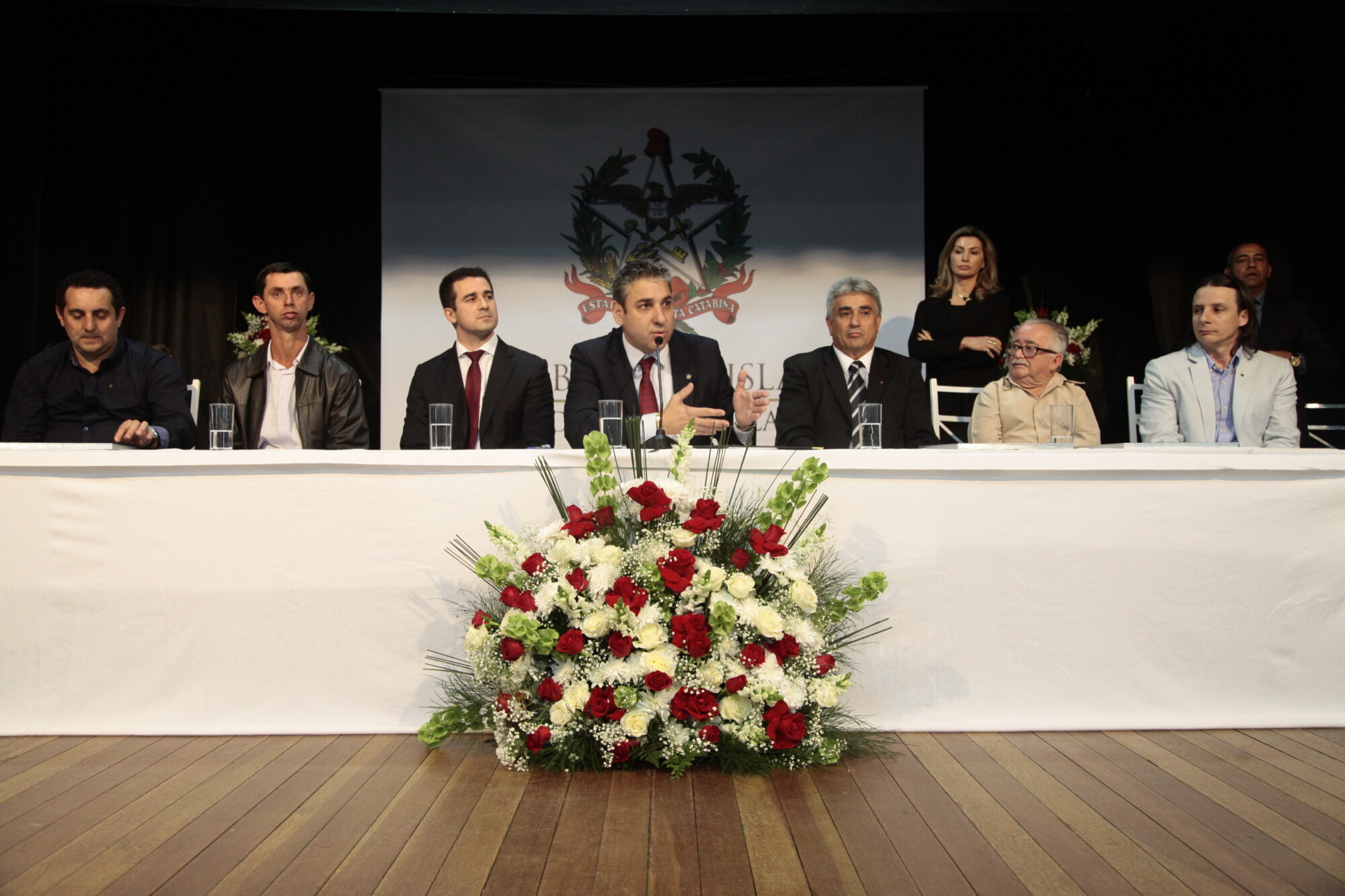 Homenagem foi realizada na noite desta segunda-feira (26), em São João Batista