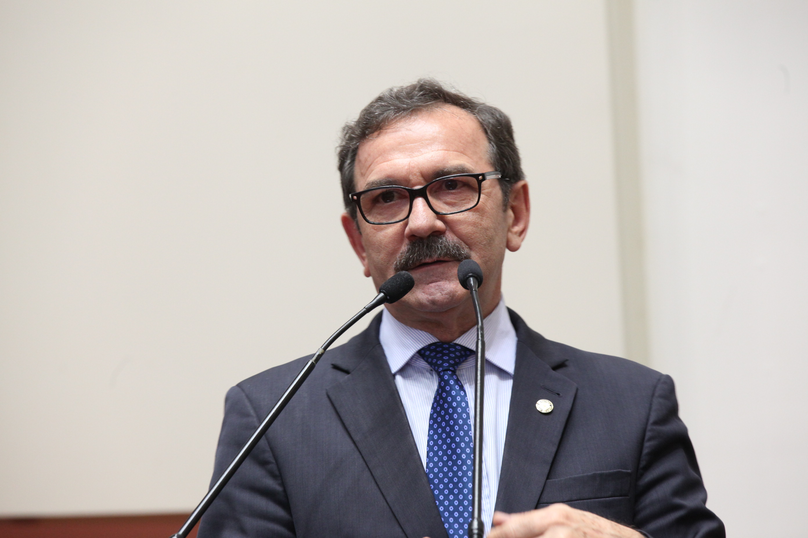 Sessão Ordinária da Assembleia Legislativa do Estado de Santa Catarina. Deputado Serafim Venzon (PSDB)