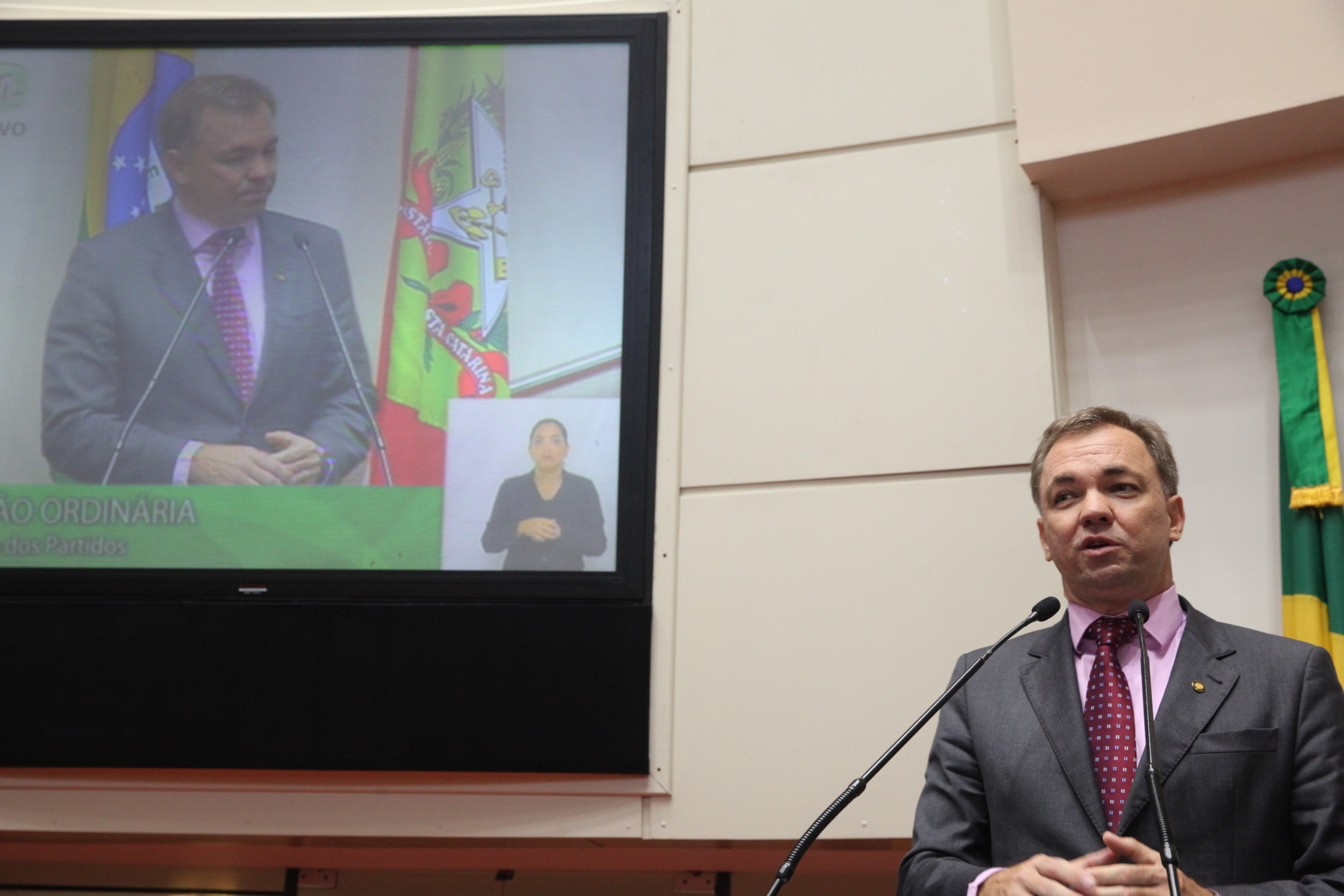 Sessão Ordinária da Assembleia Legislativa do Estado de Santa Catarina. Deputado Serafim Venzon (PSDB)