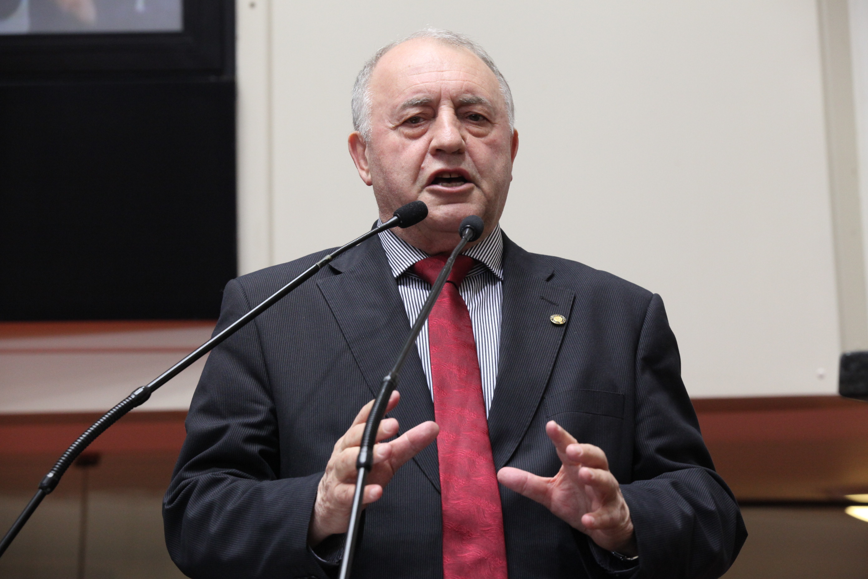 Sessão Ordinária da Assembleia Legislativa do Estado de Santa Catarina. Deputado Natalino Lazare (PR)