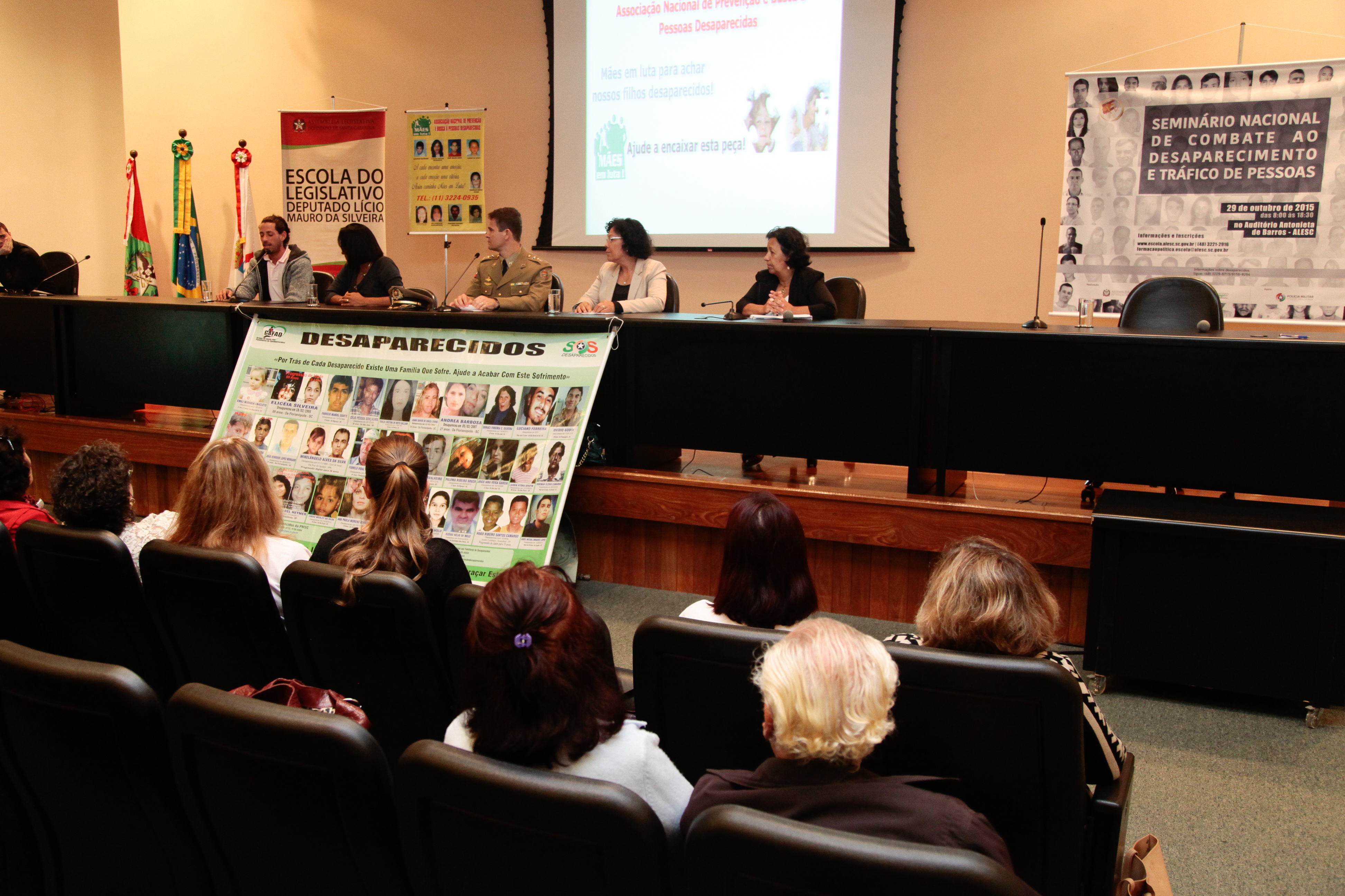 Seminário Nacional de Combate ao Desaparecimento e Tráfico de Pessoas. Foto: Miriam Zomer/Agência AL