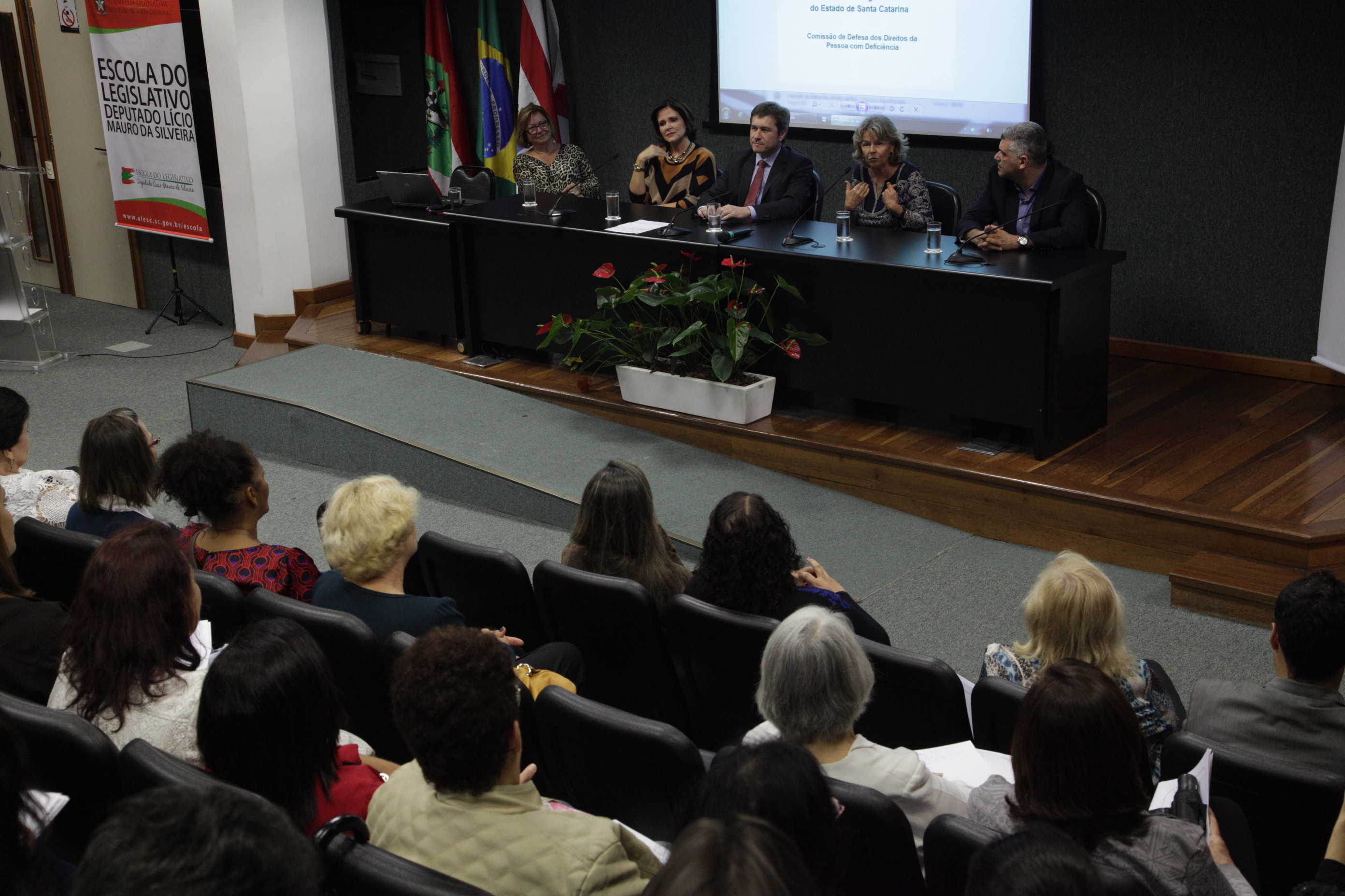 Encontro de Cuidadores Terapêuticos