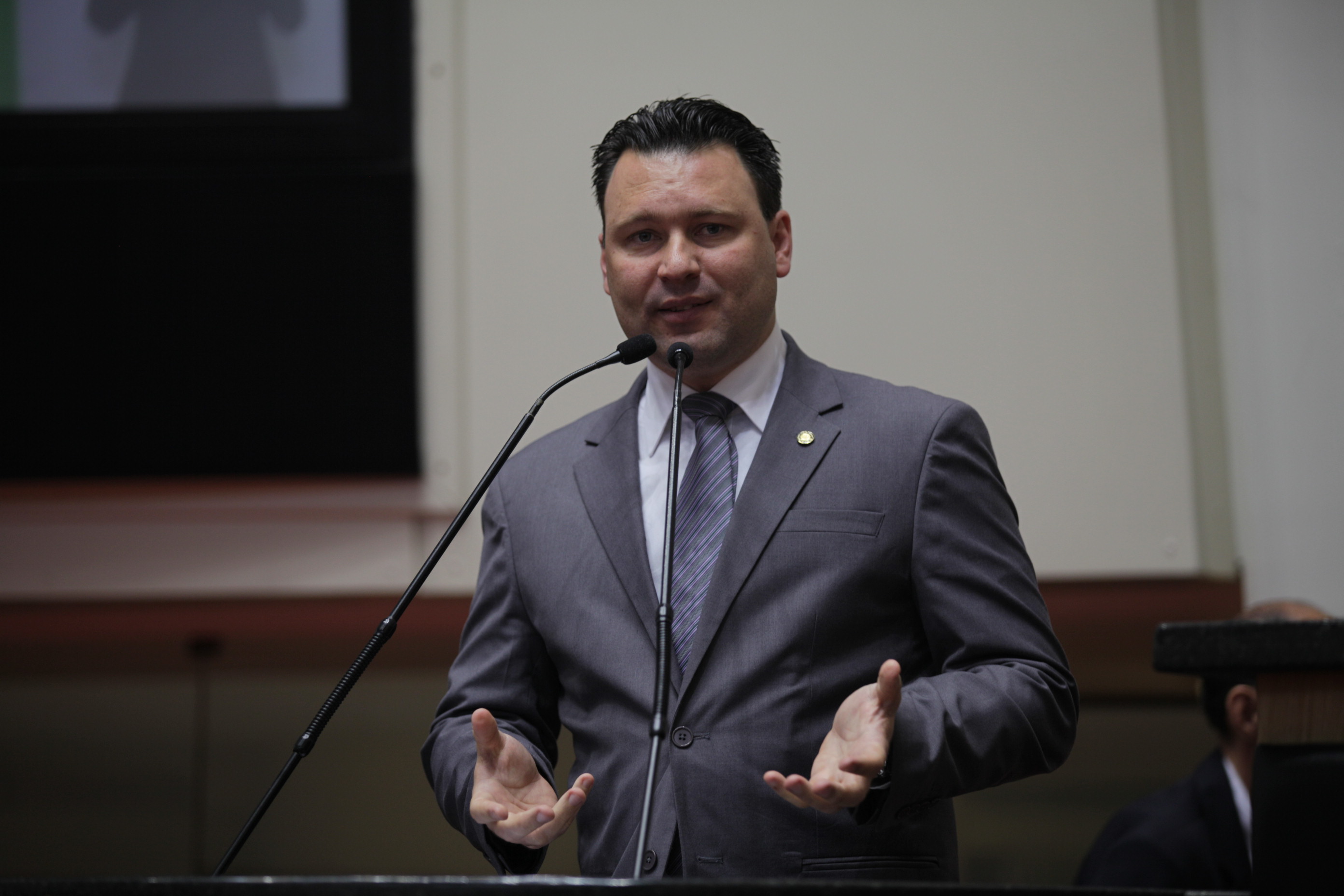 Sessão Plenária. Deputado Julio Ronconi(PSB) - Foto: Solon Soares/Agência AL
