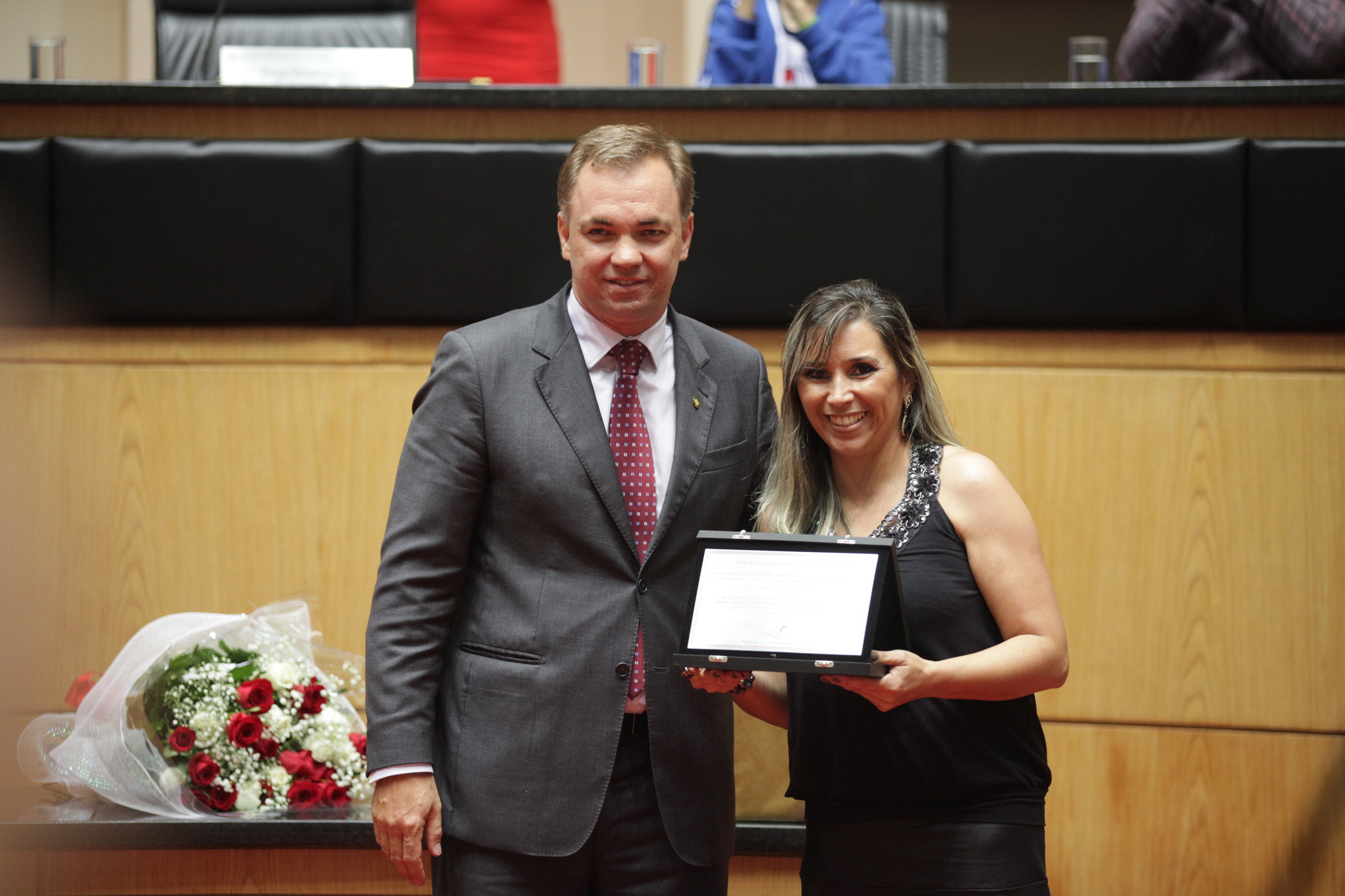 Homenagem ao Colégio Criativo