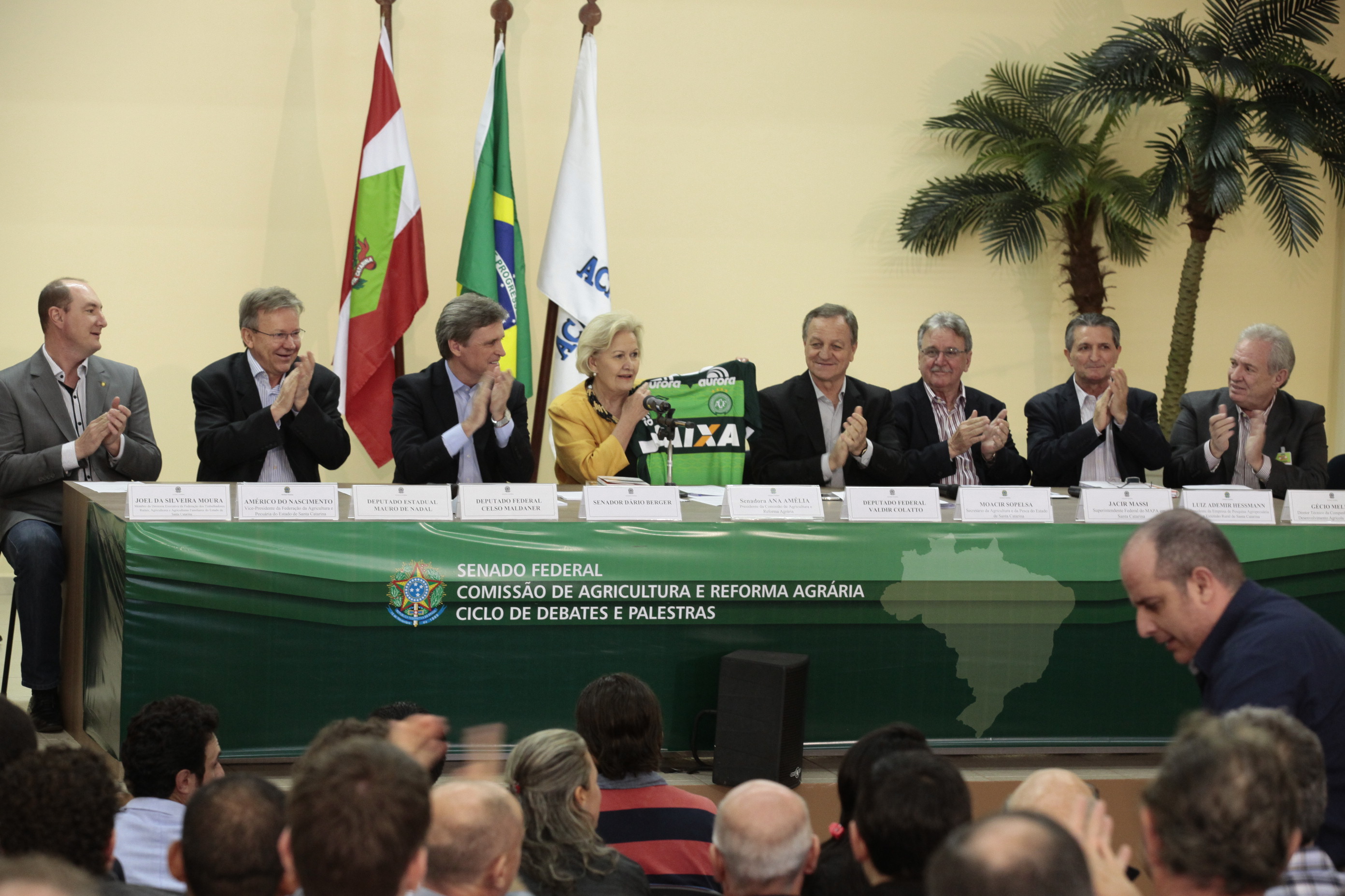 Ciclo de debates da Comissão de Agricultura e Reforma Agrária (CRA) do Senado Federal, realizado na cidade de Chapecó SC. Foto: Miriam Zomer/Agência AL
