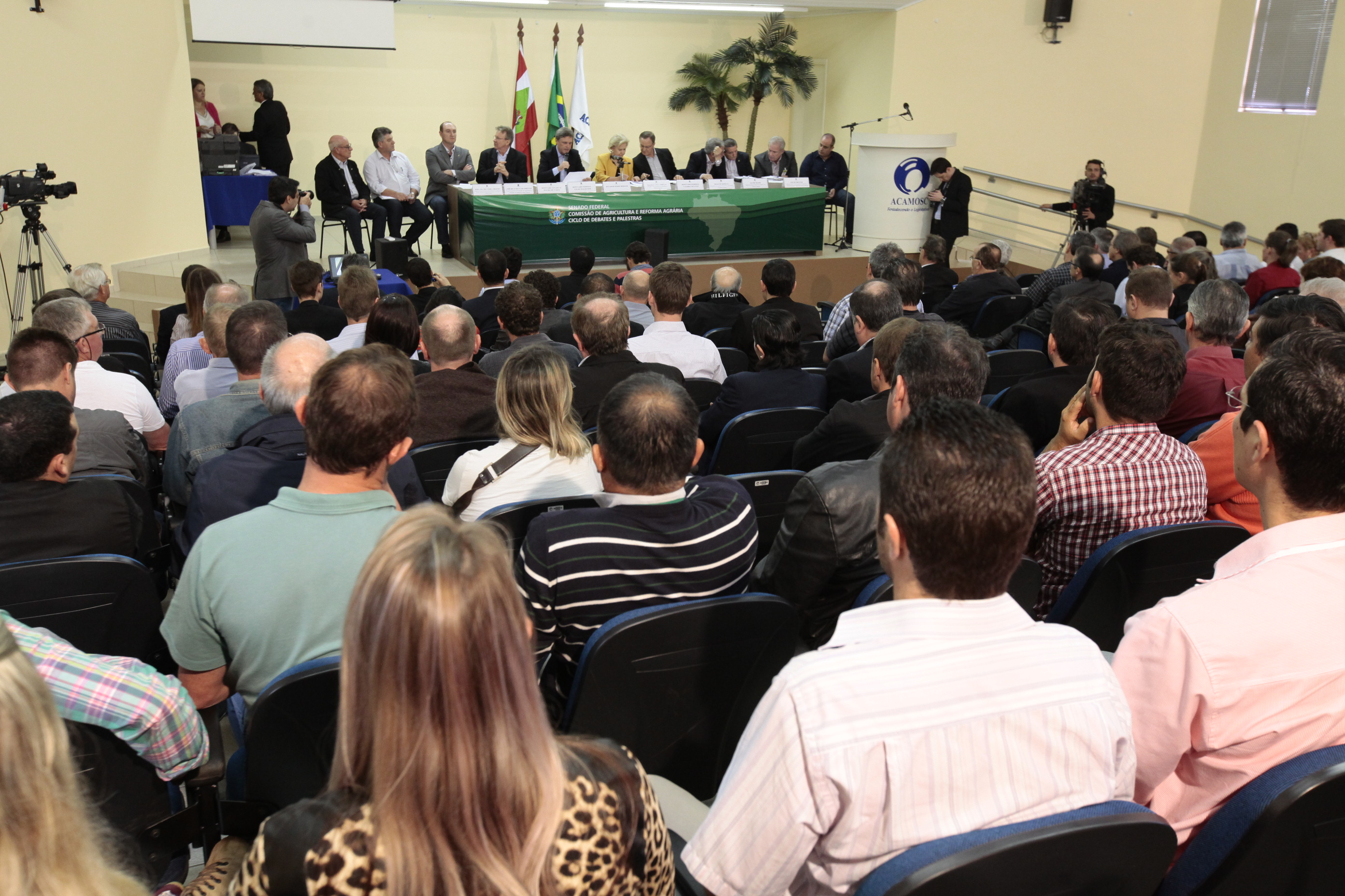 Ciclo de debates da Comissão de Agricultura e Reforma Agrária (CRA) do Senado Federal, realizado na cidade de Chapecó SC. Foto: Miriam Zomer/Agência AL