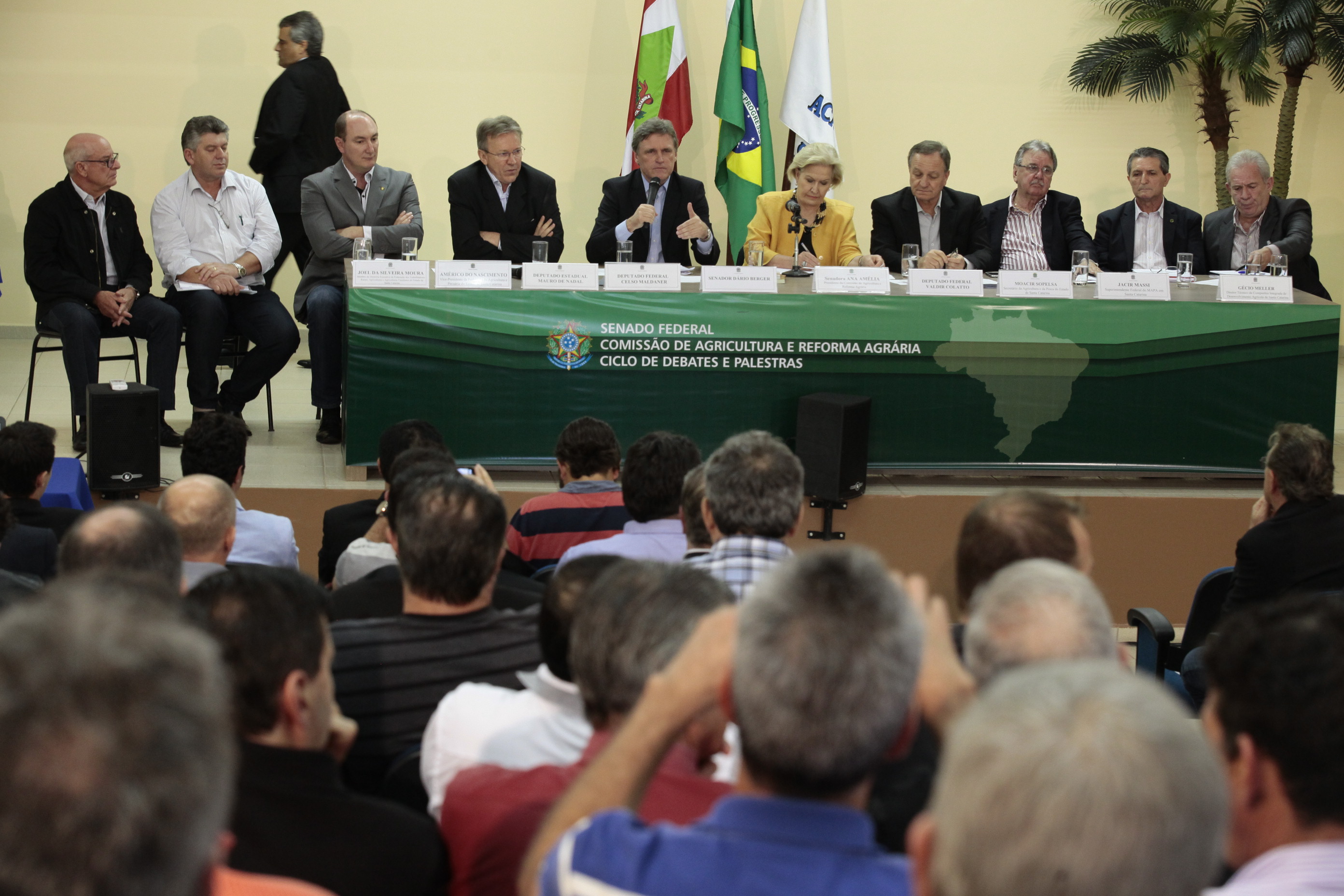 Ciclo de debates da Comissão de Agricultura e Reforma Agrária (CRA) do Senado Federal, realizado na cidade de Chapecó SC. Foto: Miriam Zomer/Agência AL