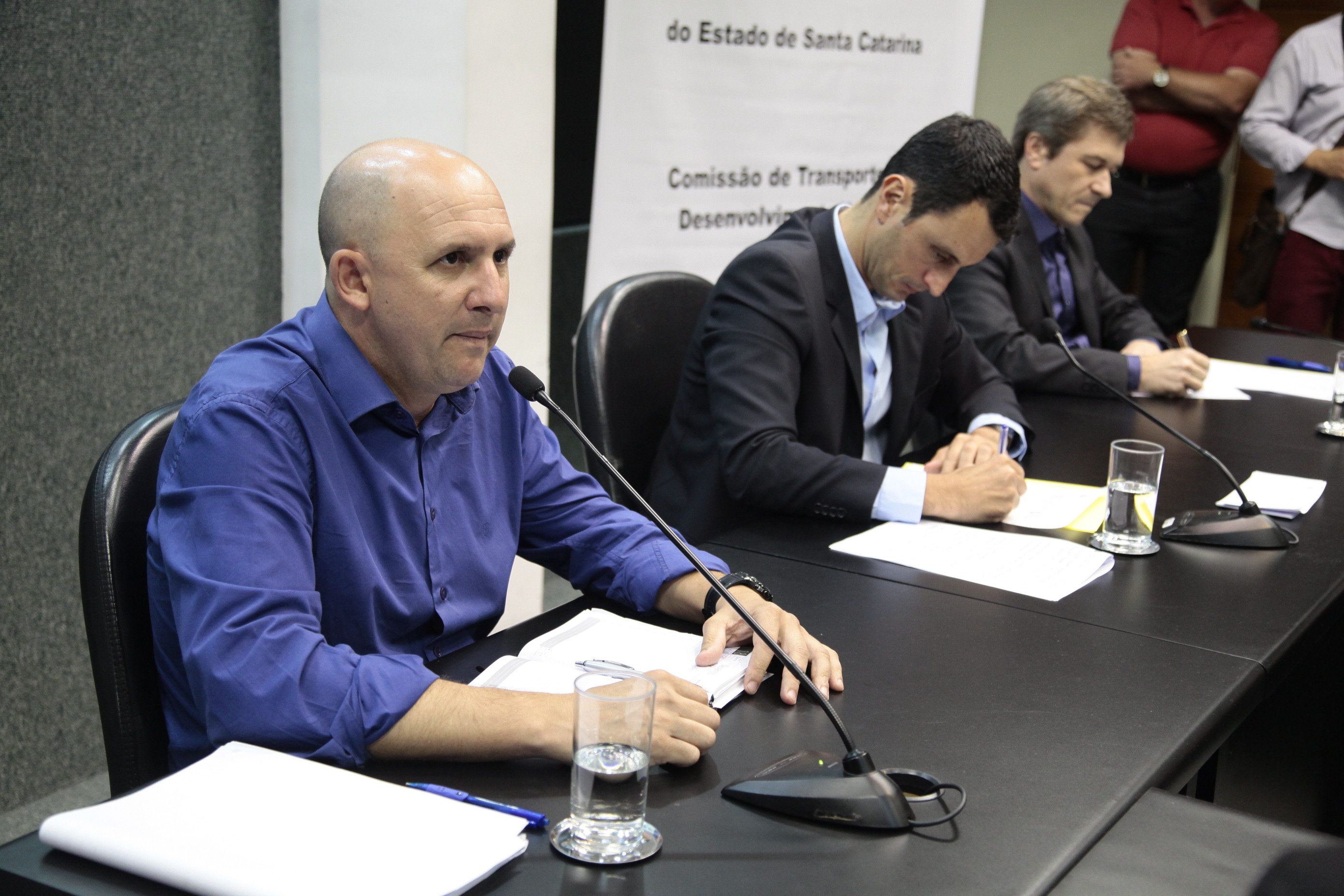 Audiência Pública da Comissão de Transporte e Desenvolvimento Urbano, discute a situação da SC 108.