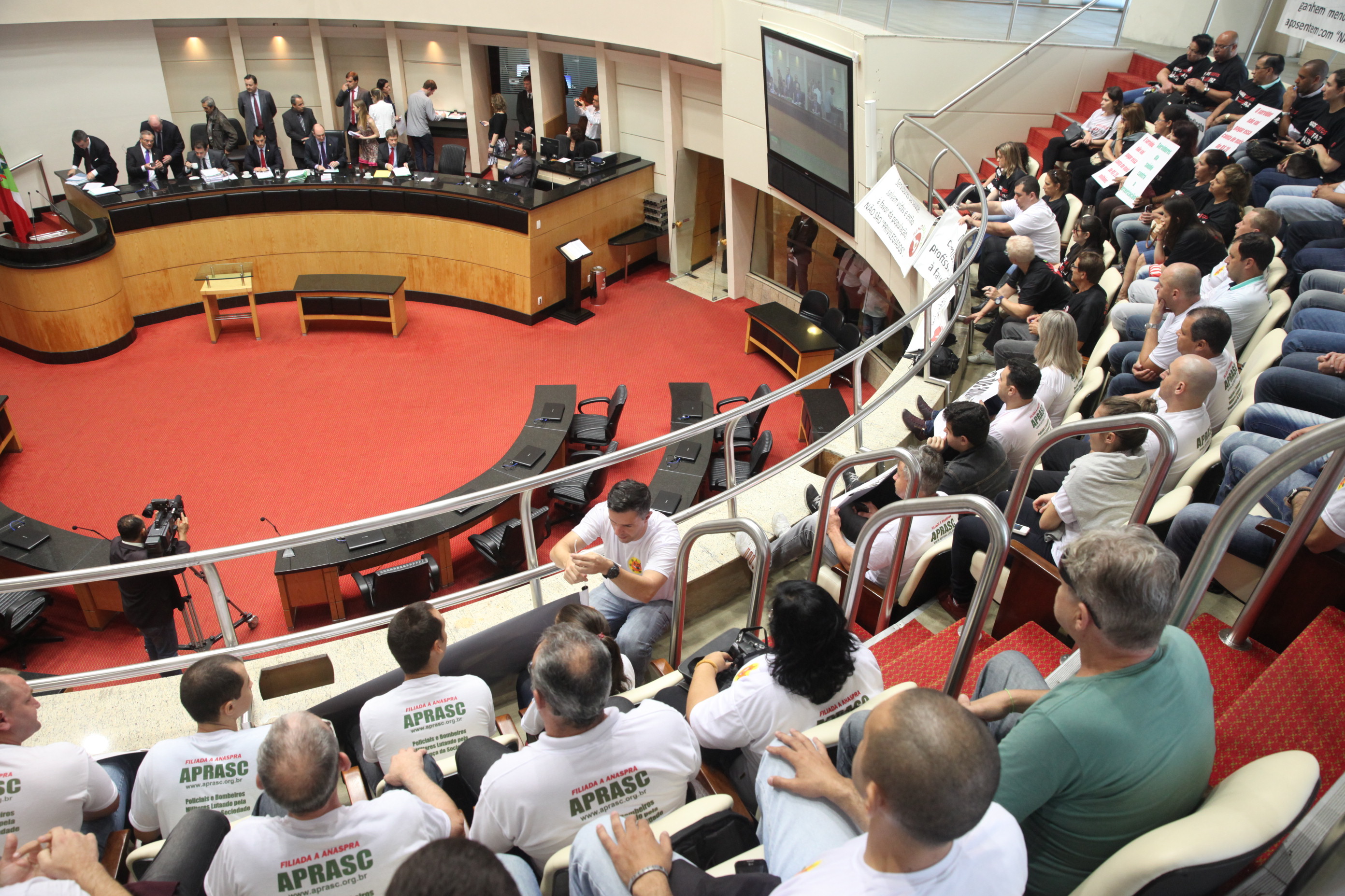 Reunião da Comissão de Constituição e Justiça. Foto: Fábio Queiroz / Agência AL