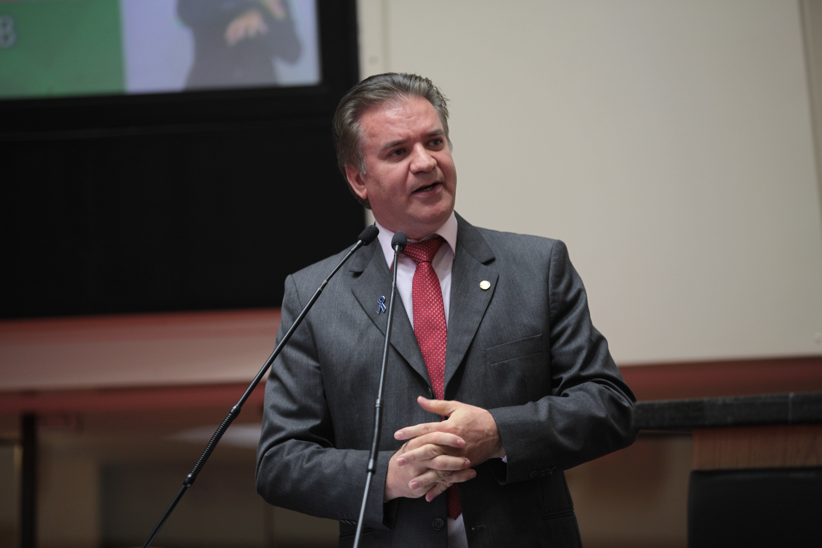 Sessão Ordinária da Assembleia Legislativa do Estado de Santa Catarina. Deputado César Valduga (PCdoB)