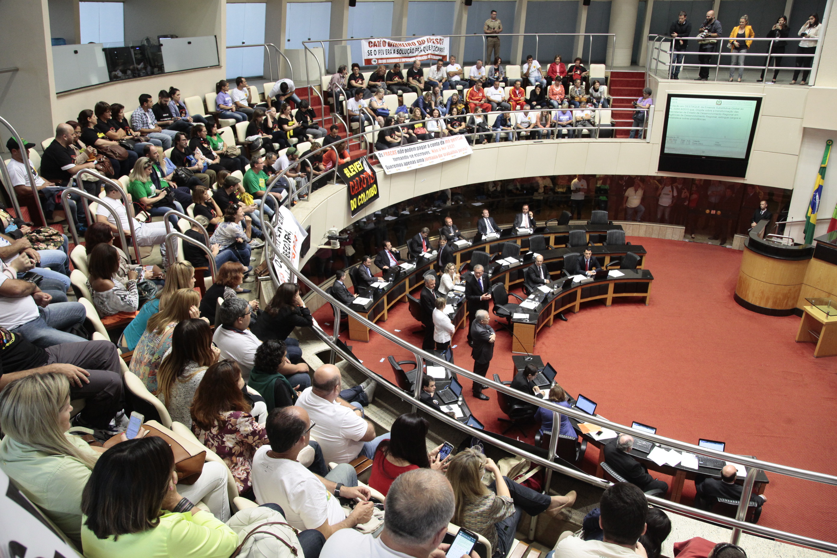 Sessão Ordinária da Assembleia Legislativa do Estado de Santa Catarina. Fotos: Miriam Zomer/Agência AL