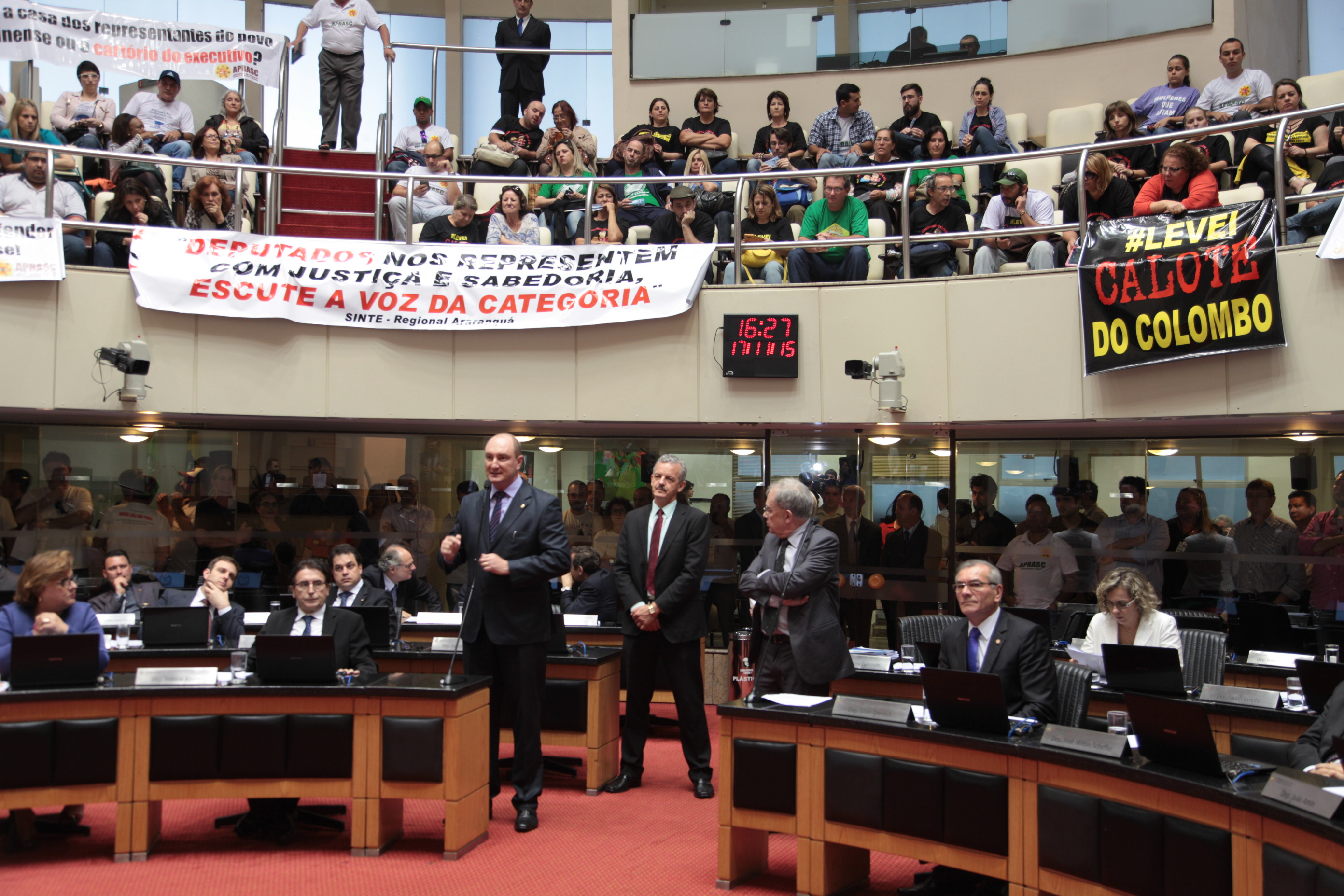 Sessão Ordinária da Assembleia Legislativa do Estado de Santa Catarina.