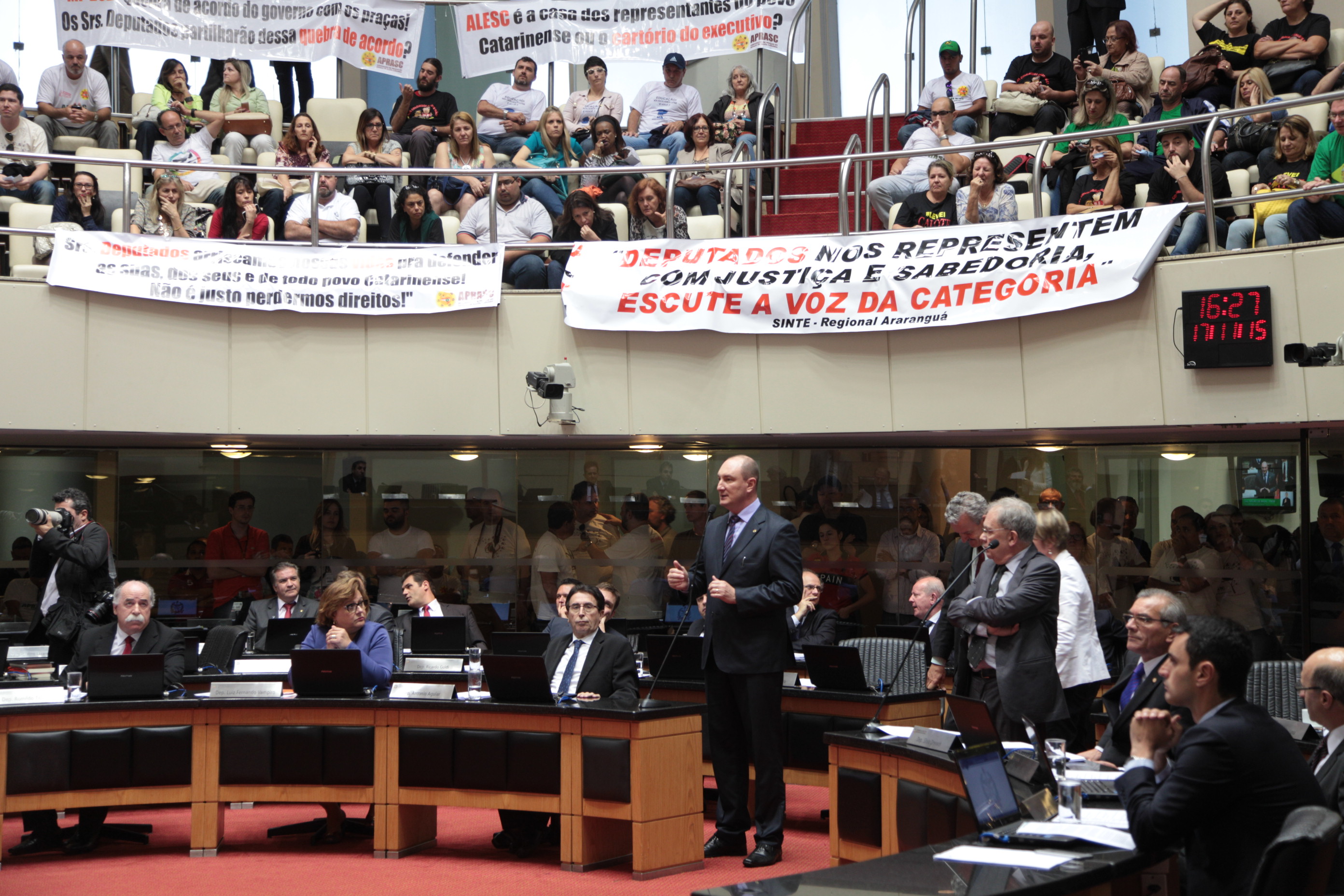 Sessão Ordinária da Assembleia Legislativa do Estado de Santa Catarina.