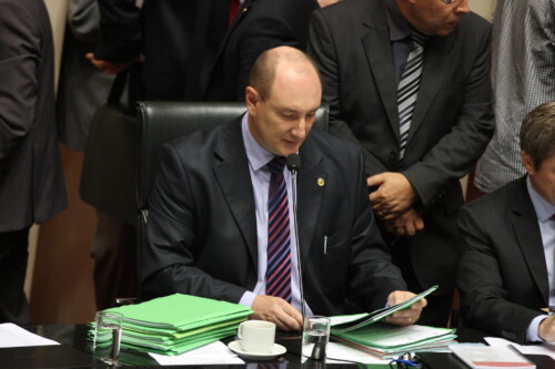 Comenda do Legislativo: Mauro de Nadal indica Orquestra Municipal de Violões de Itapiranga
