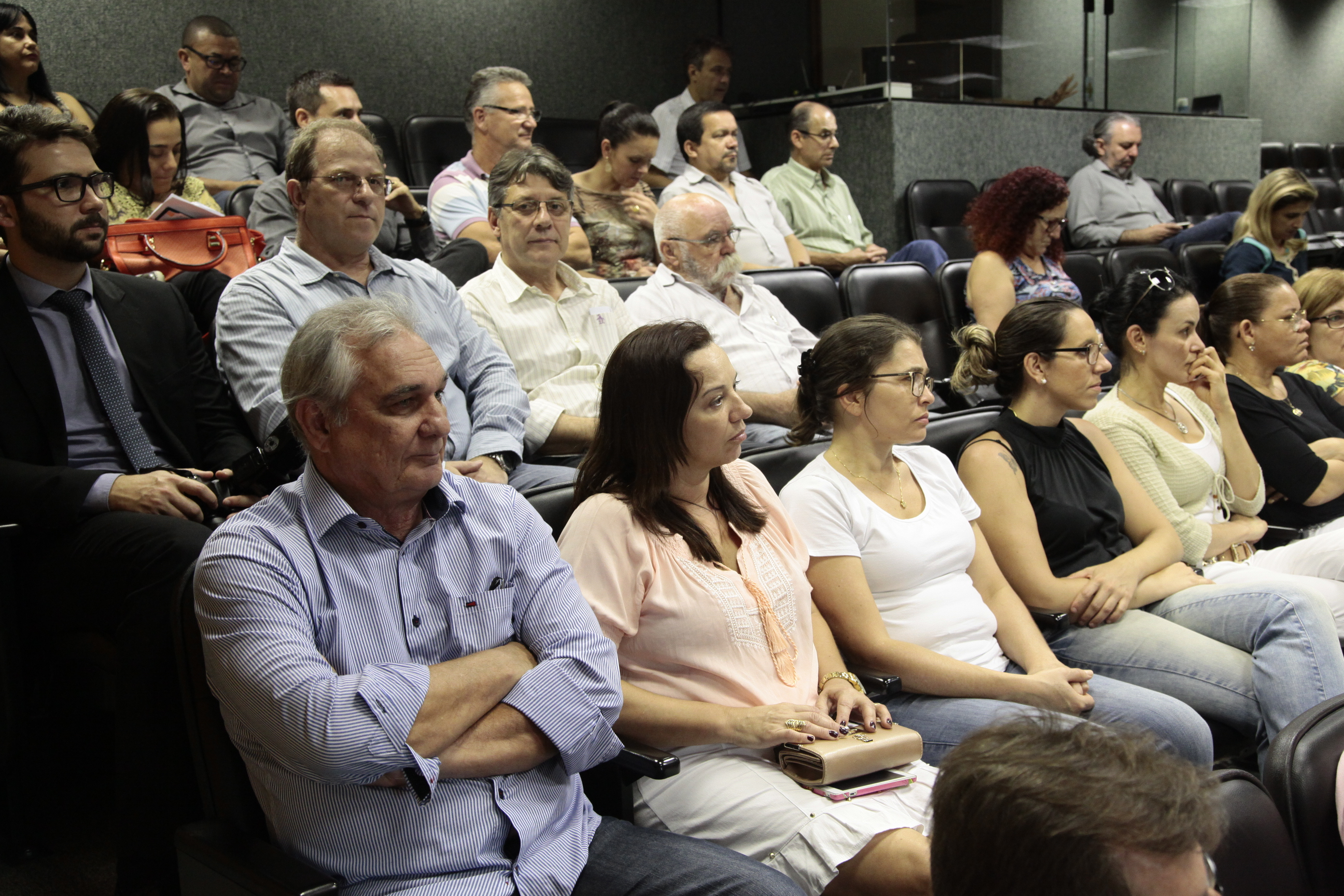 Audiência Pública para discutir a Construção do Centro de Referência da Saúde da Mulher, em Florianópolis. Foto: Miriam Zomer/Agência AL